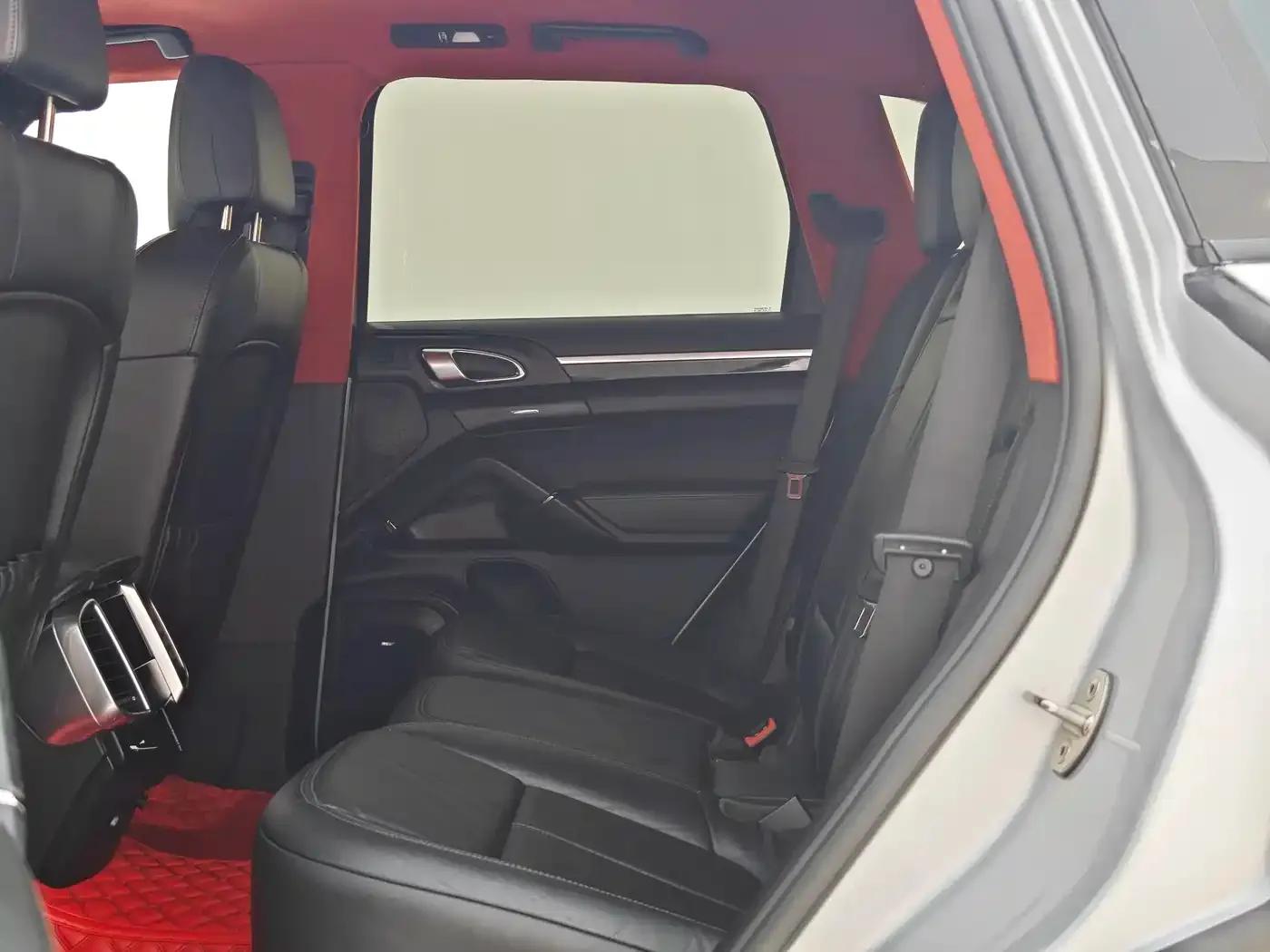 Cayenne 2011 Cayenne S 4.8L — миниатюра 8