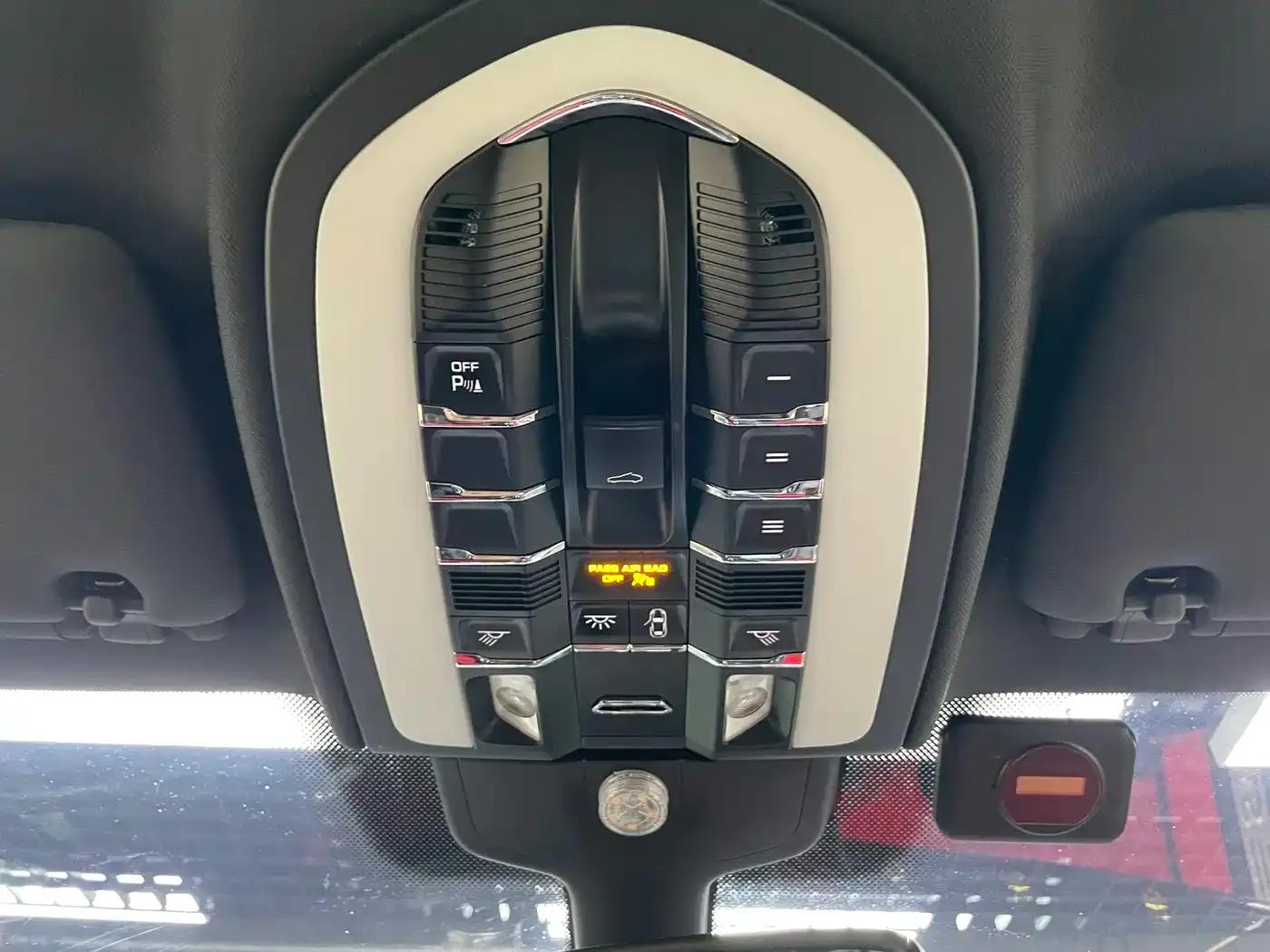 Cayenne 2011 Cayenne 3.0T — миниатюра 33