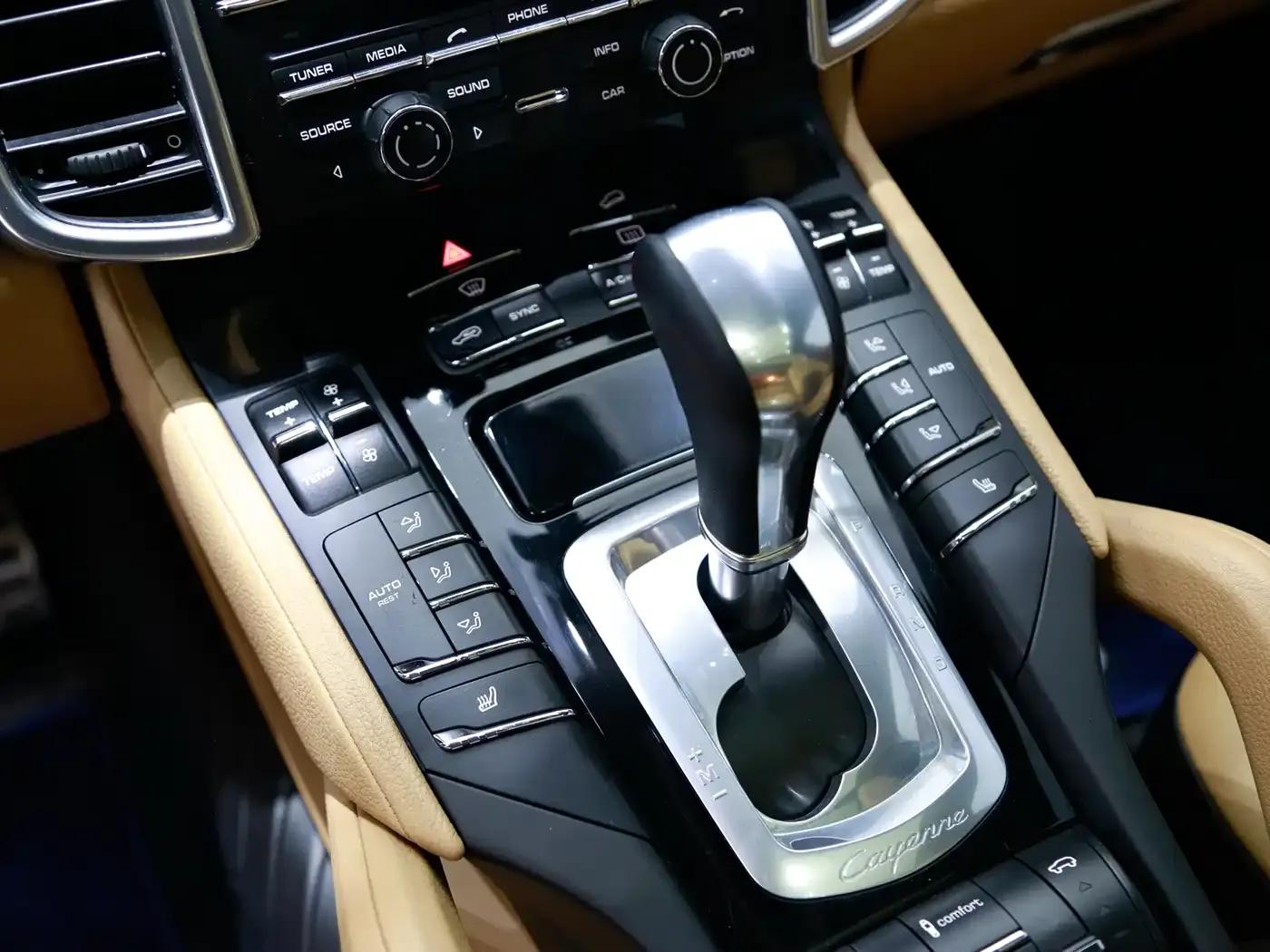 Cayenne 2015 Cayenne 3.0T — миниатюра 5