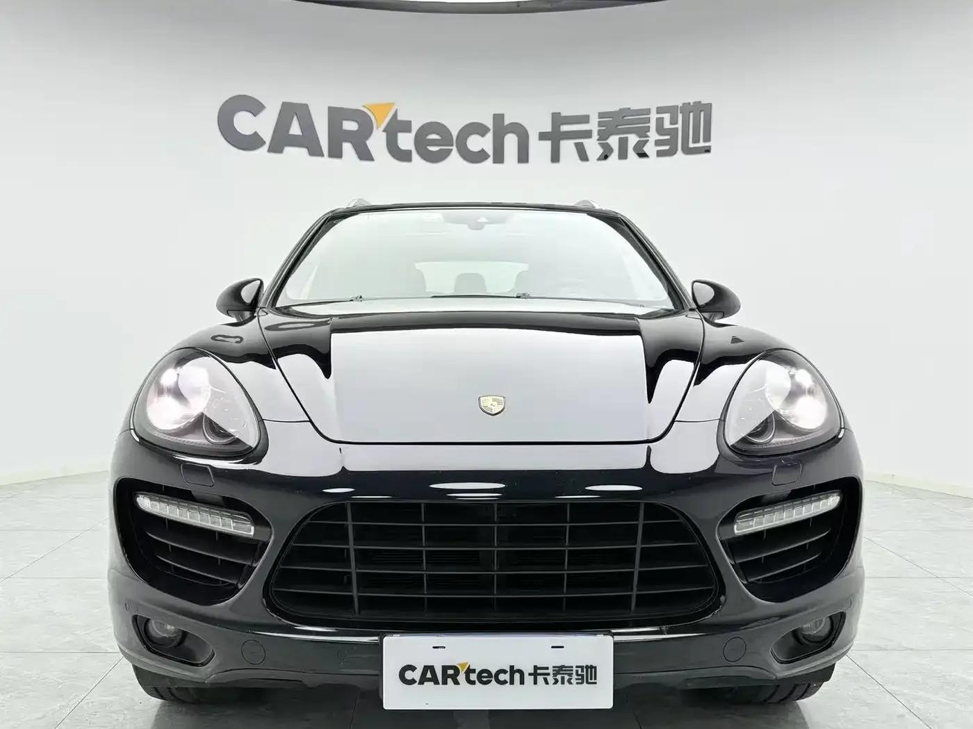 Cayenne 2011 Cayenne Turbo 4.8T — миниатюра 2