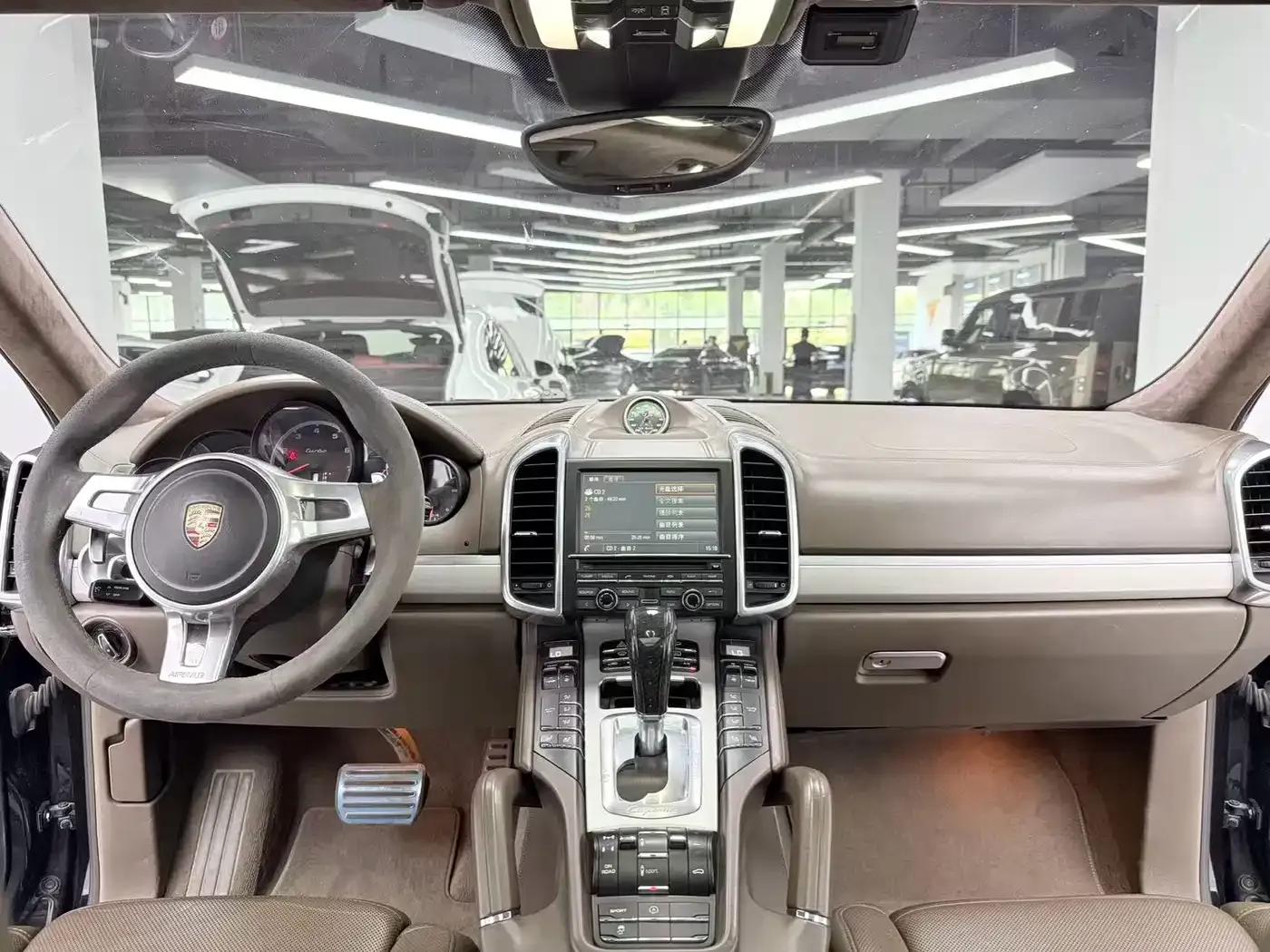 Cayenne 2011 Cayenne Turbo 4.8T — миниатюра 8