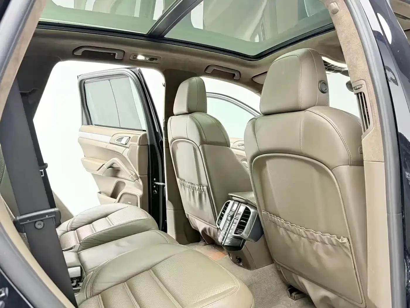 Cayenne 2011 Cayenne Turbo 4.8T — миниатюра 9