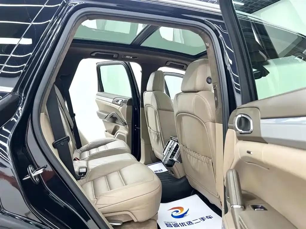 Cayenne 2011 Cayenne Turbo 4.8T — миниатюра 7