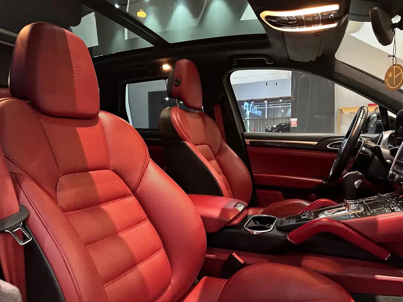 Cayenne 2016 Cayenne Turbo S 4.8T — миниатюра 19