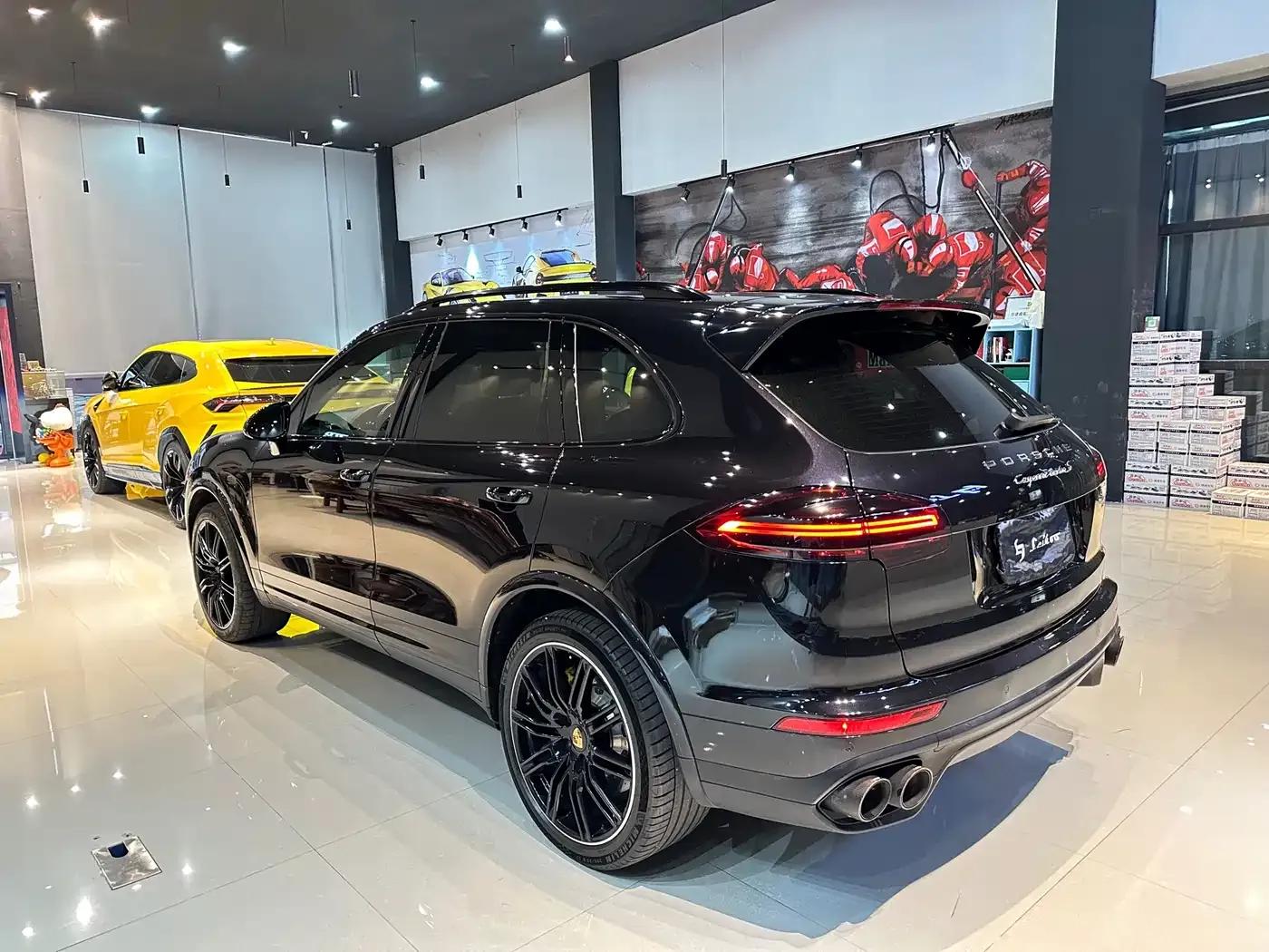 Cayenne 2016 Cayenne Turbo S 4.8T — миниатюра 5