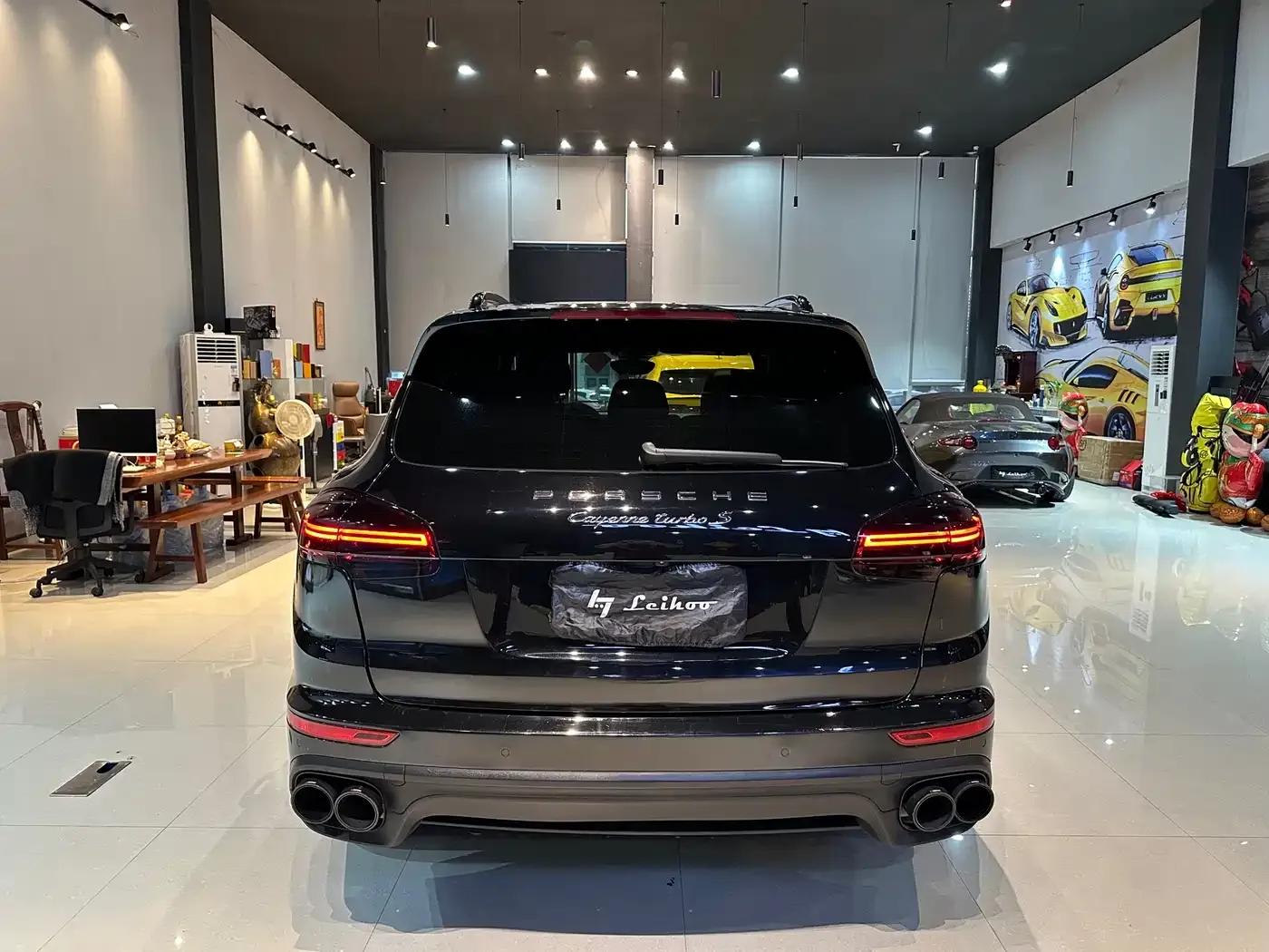 Cayenne 2016 Cayenne Turbo S 4.8T — миниатюра 6