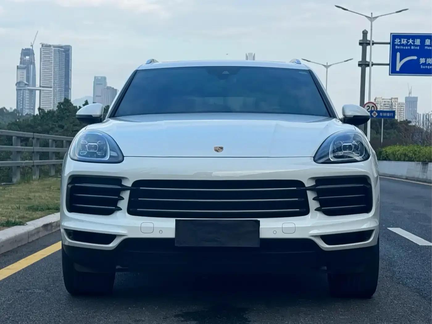 Cayenne 2019 Cayenne 3.0T — миниатюра 2