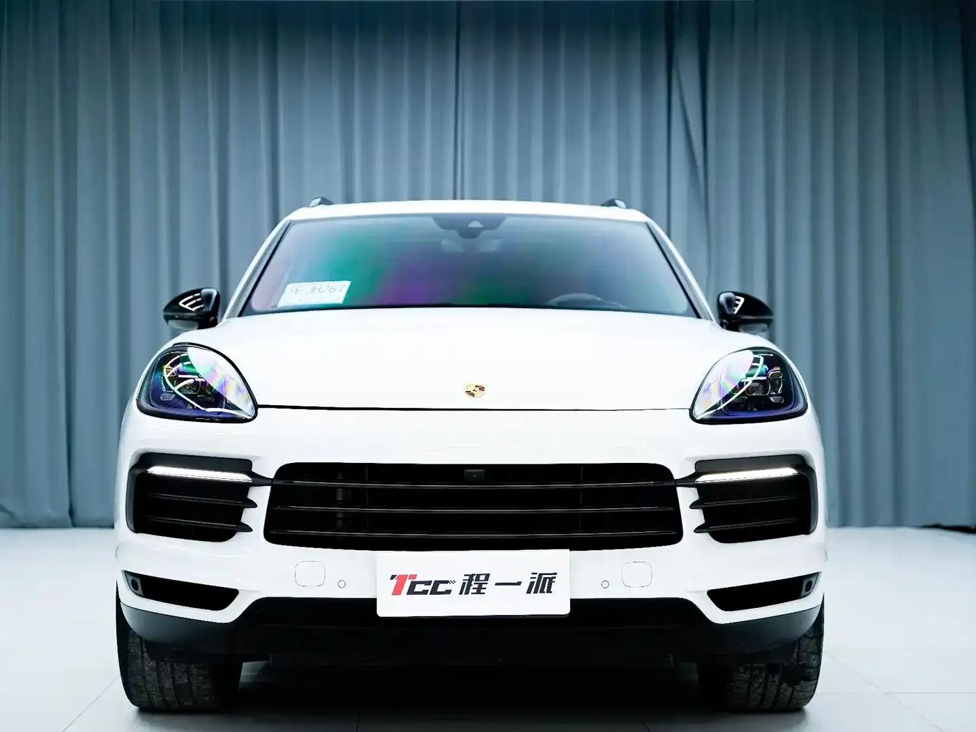 2023 Cayenne 3.0T Platinum Edition — миниатюра 2