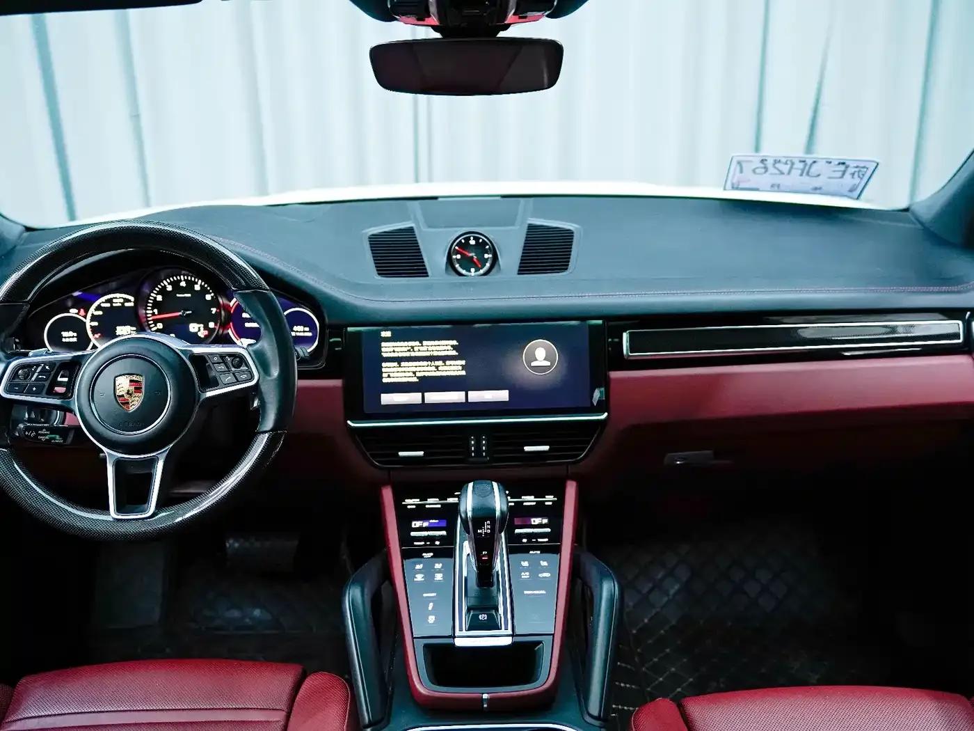 2023 Cayenne 3.0T Platinum Edition — миниатюра 11