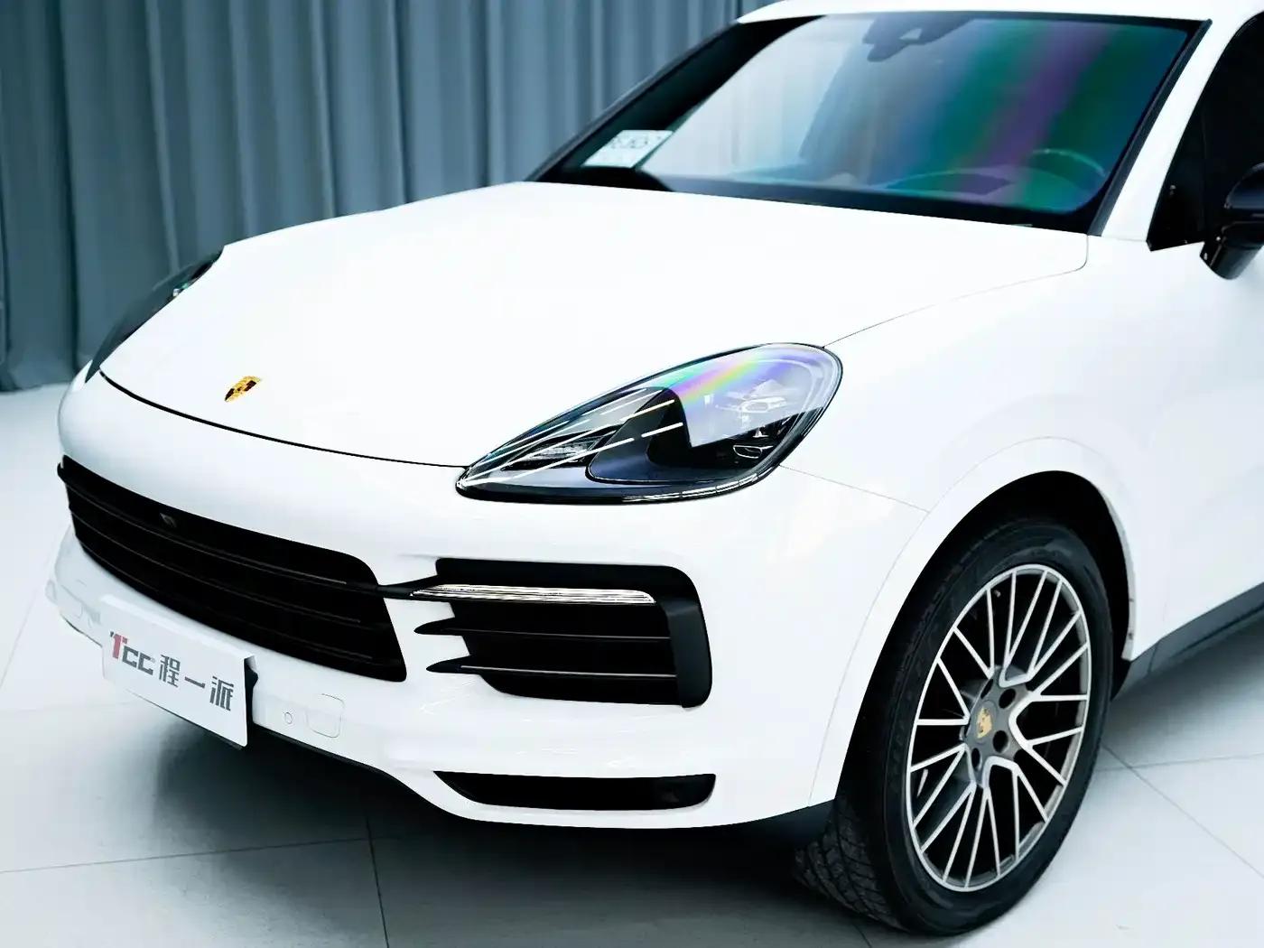 2023 Cayenne 3.0T Platinum Edition — миниатюра 3