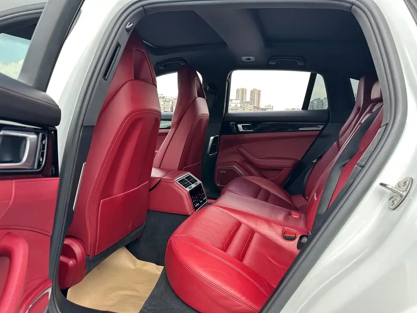 Panamera 2017 Panamera 4 Sport Turismo 3.0T — миниатюра 16