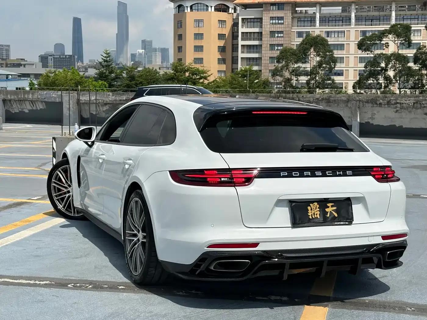 Panamera 2017 Panamera 4 Sport Turismo 3.0T — миниатюра 8