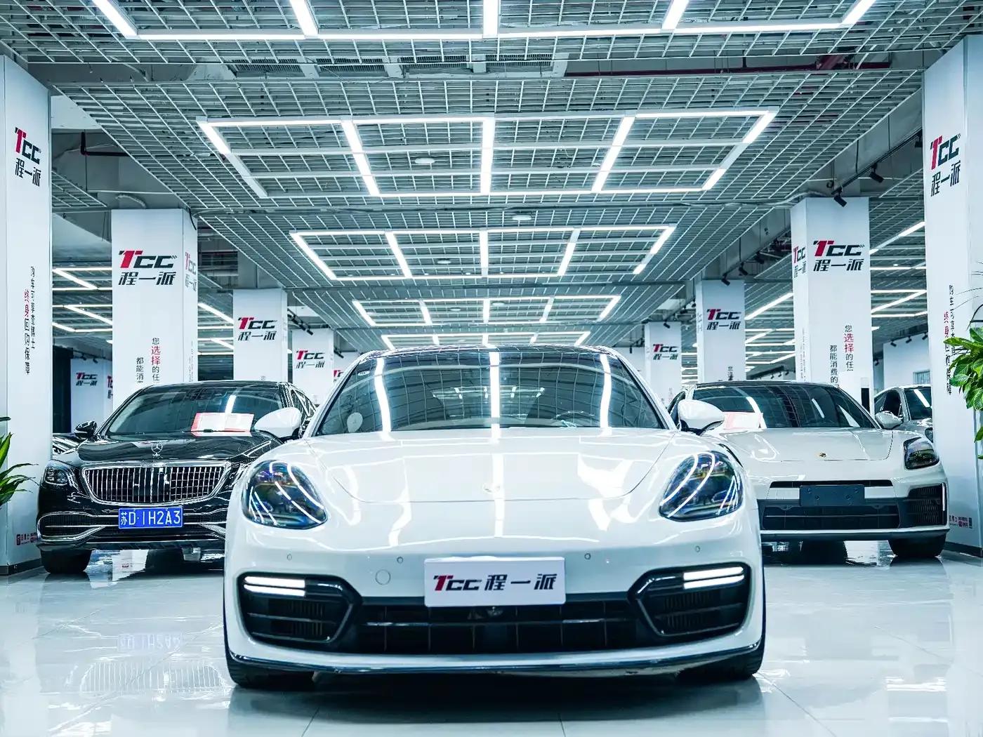 Panamera 2017 Panamera Turbo 4.0T — миниатюра 5
