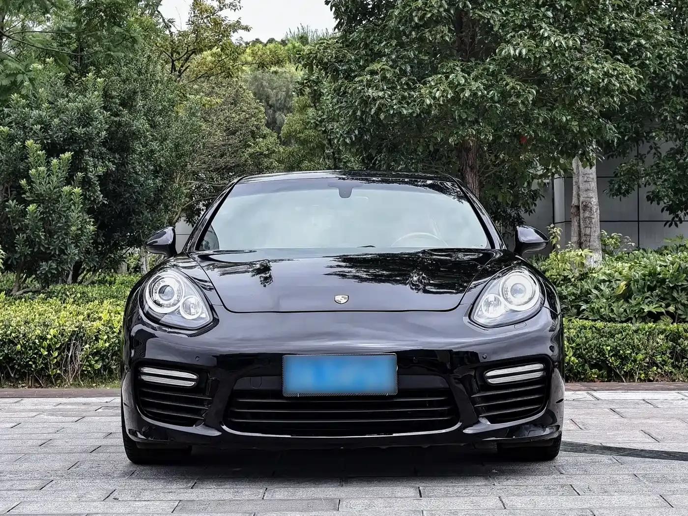 Panamera 2010 Panamera Turbo 4.8T — миниатюра 2