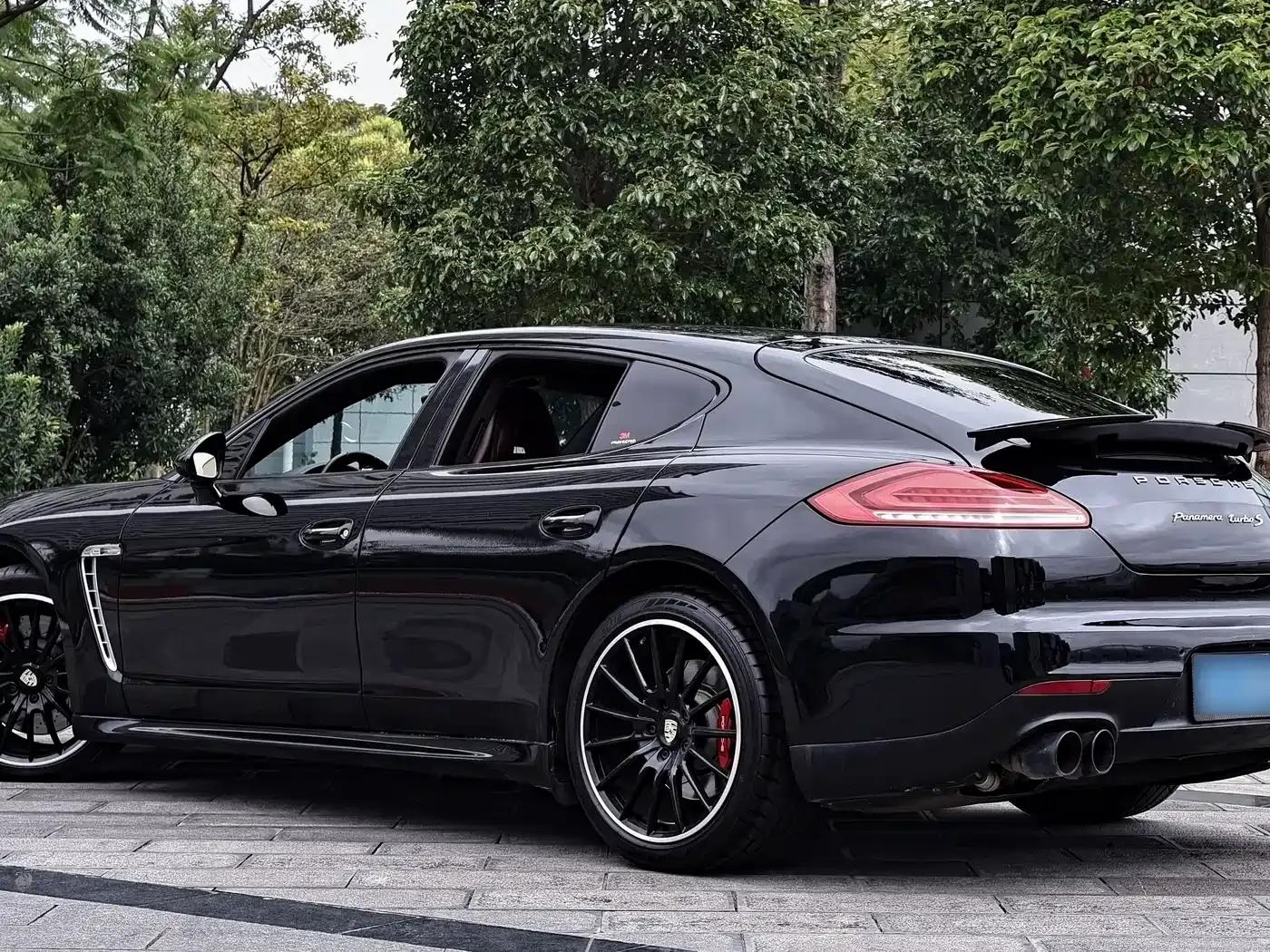 Panamera 2010 Panamera Turbo 4.8T — миниатюра 4