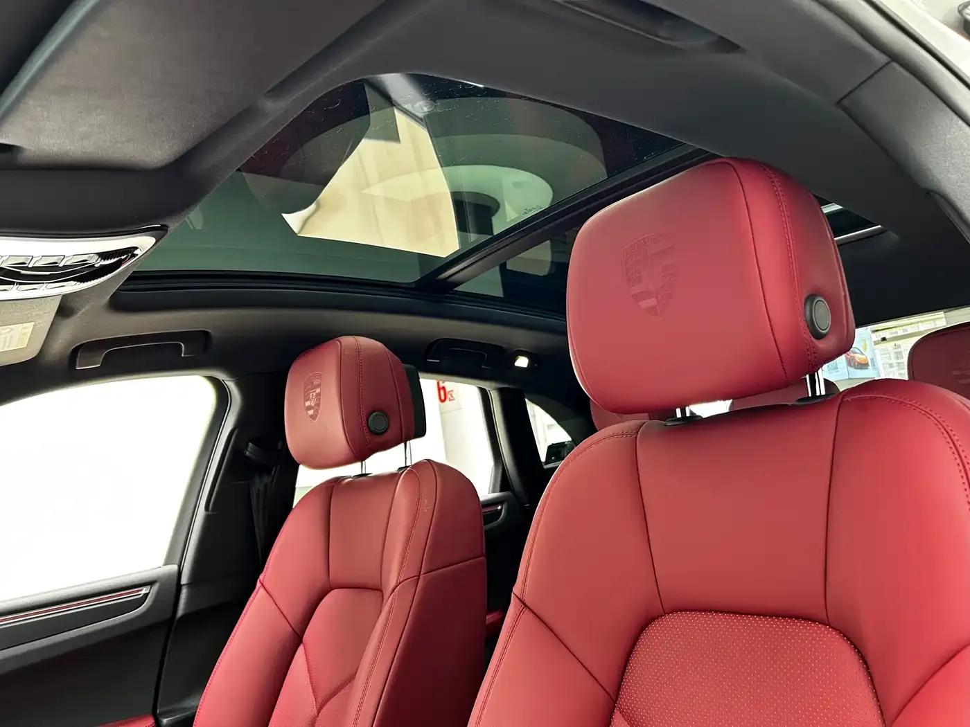 2023 Macan 2.0T — миниатюра 13