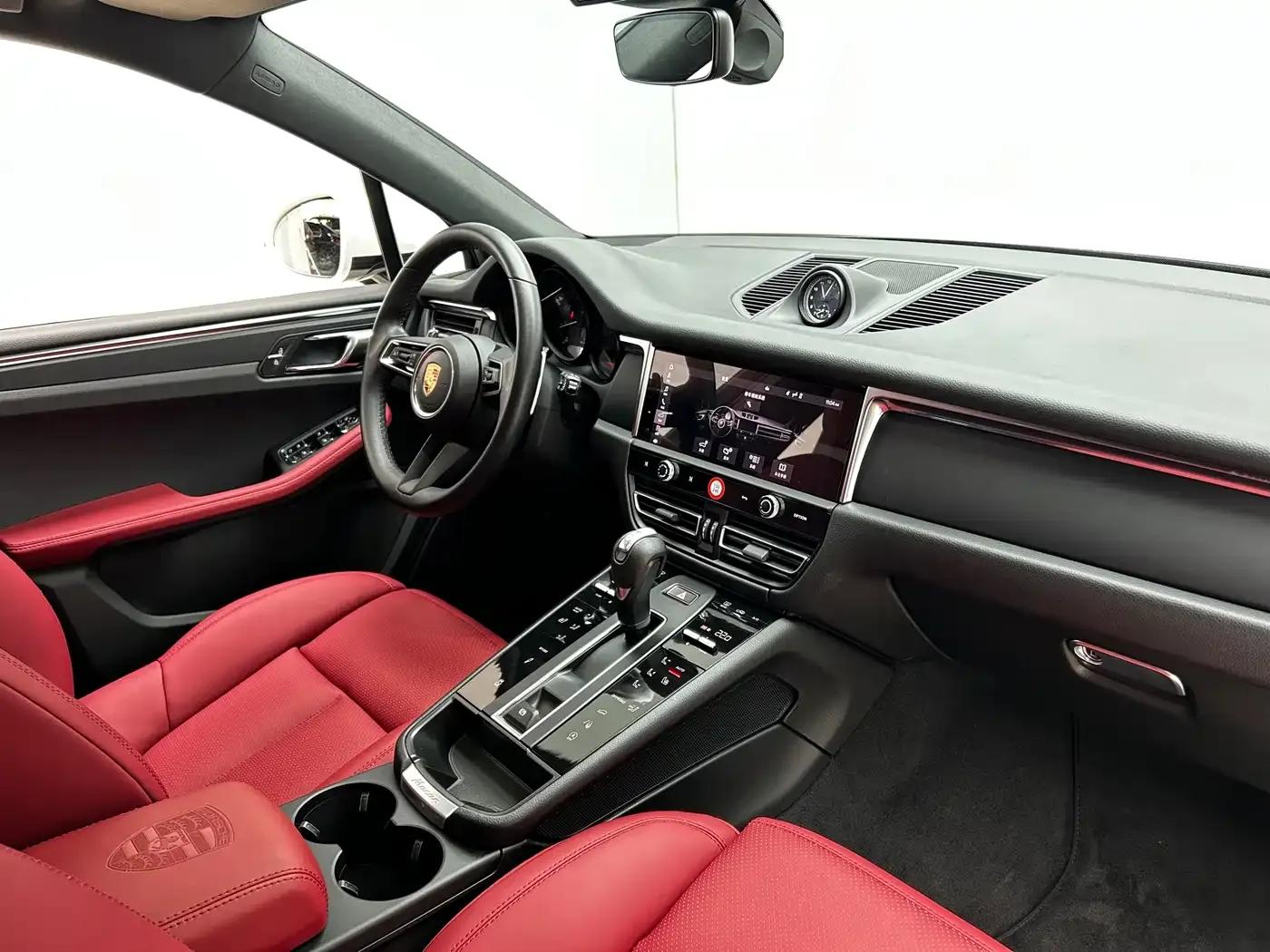 2023 Macan 2.0T — миниатюра 21