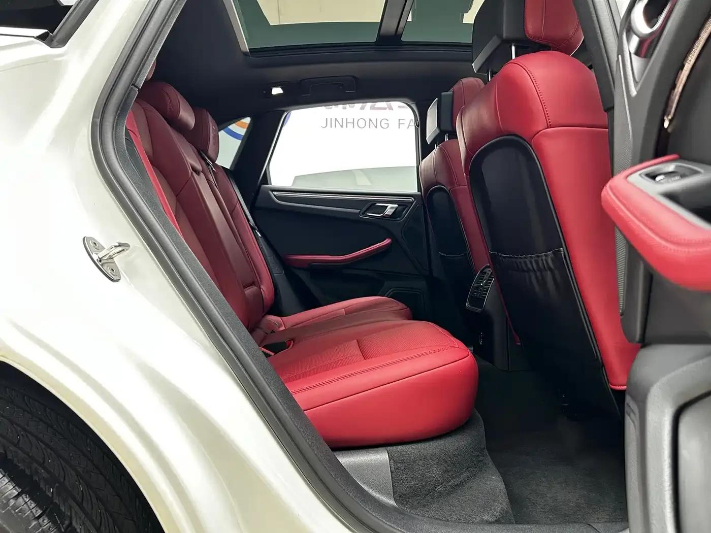 2023 Macan 2.0T — миниатюра 23