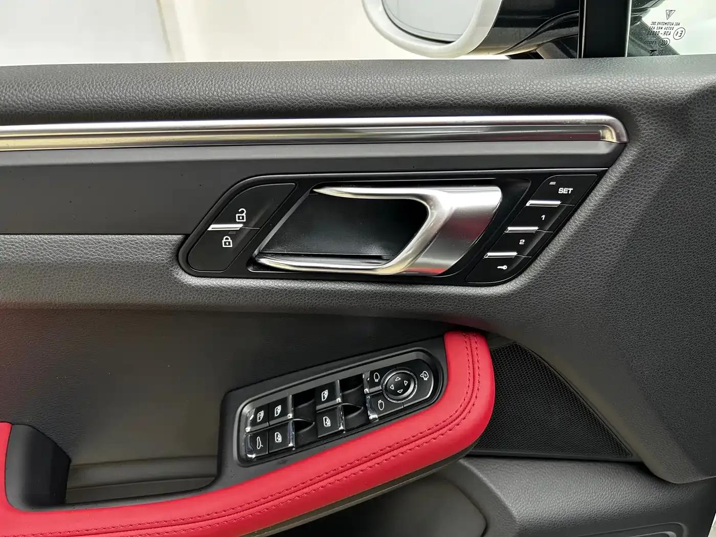 2023 Macan 2.0T — миниатюра 5