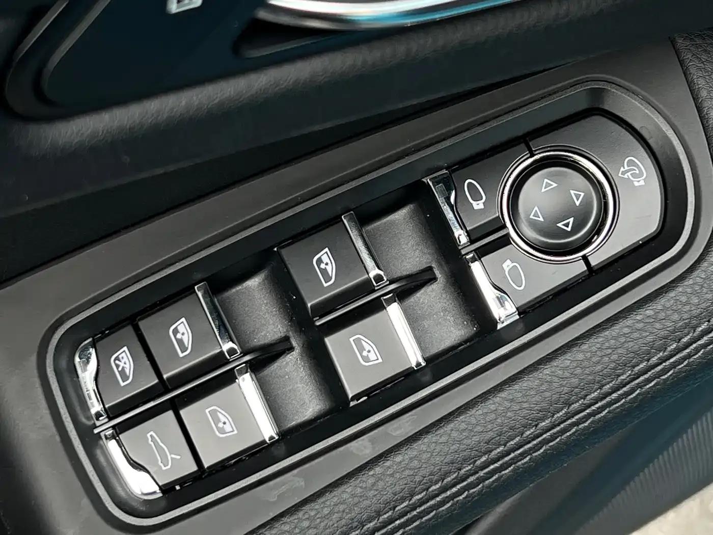 2021 Macan 2.0T — миниатюра 10