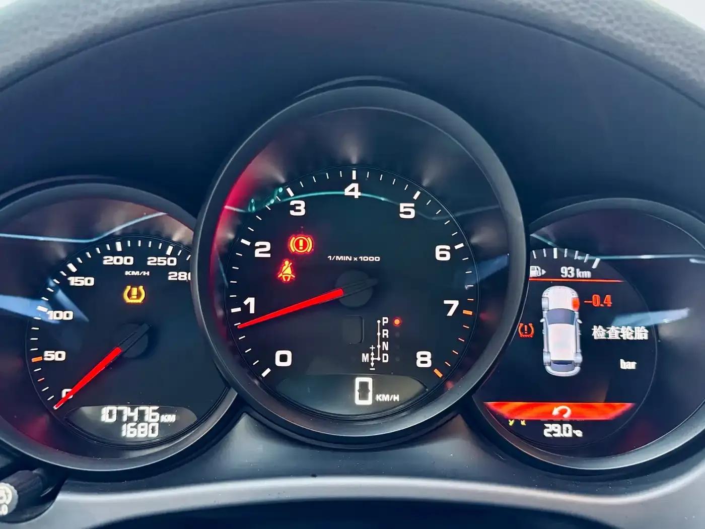 2014 Macan 2.0T — миниатюра 17
