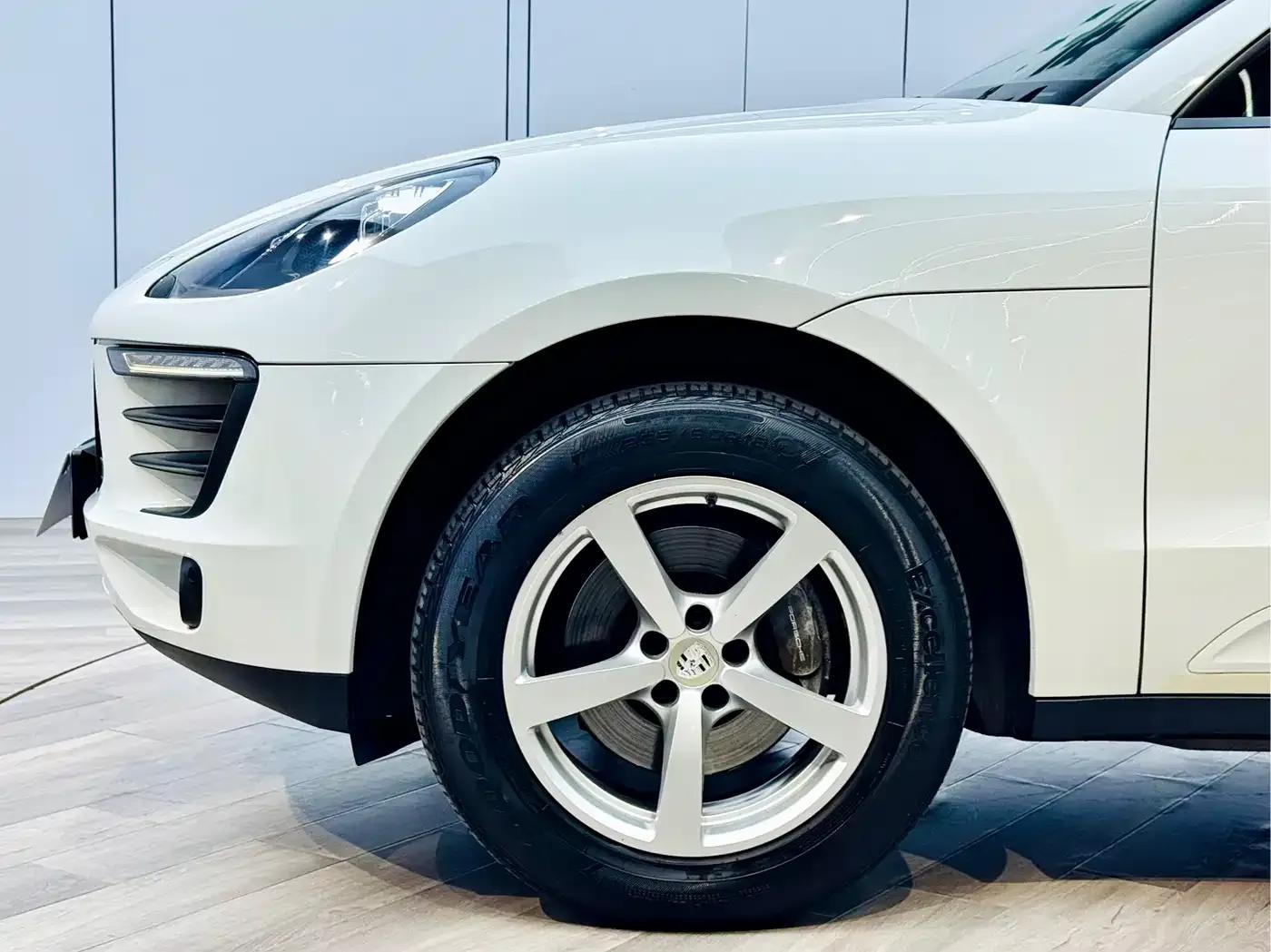 2014 Macan 2.0T — миниатюра 23