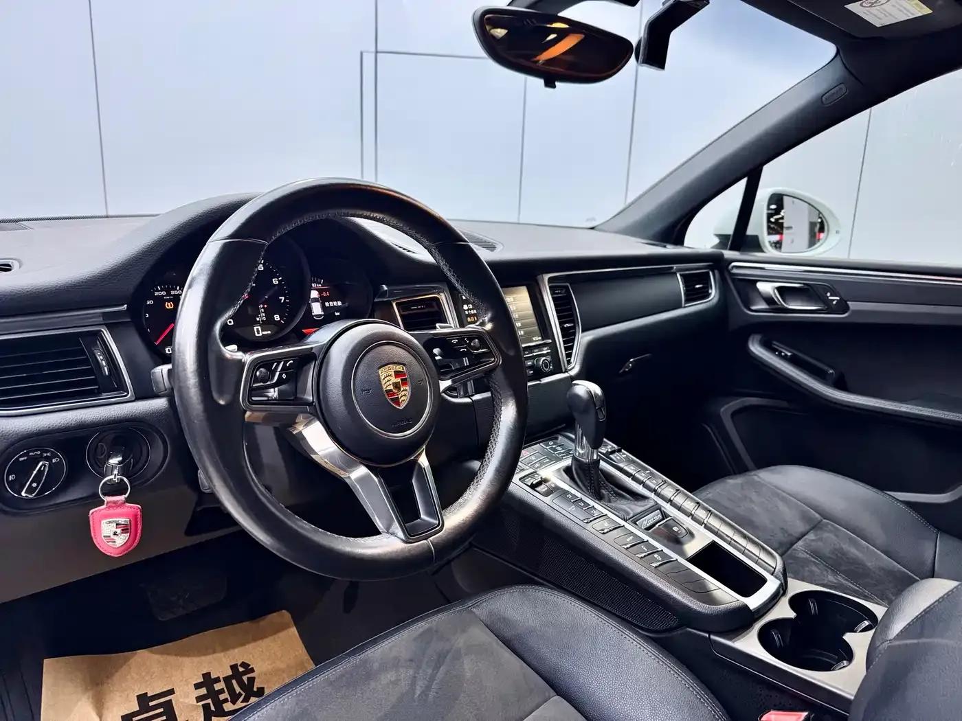 2014 Macan 2.0T — миниатюра 8