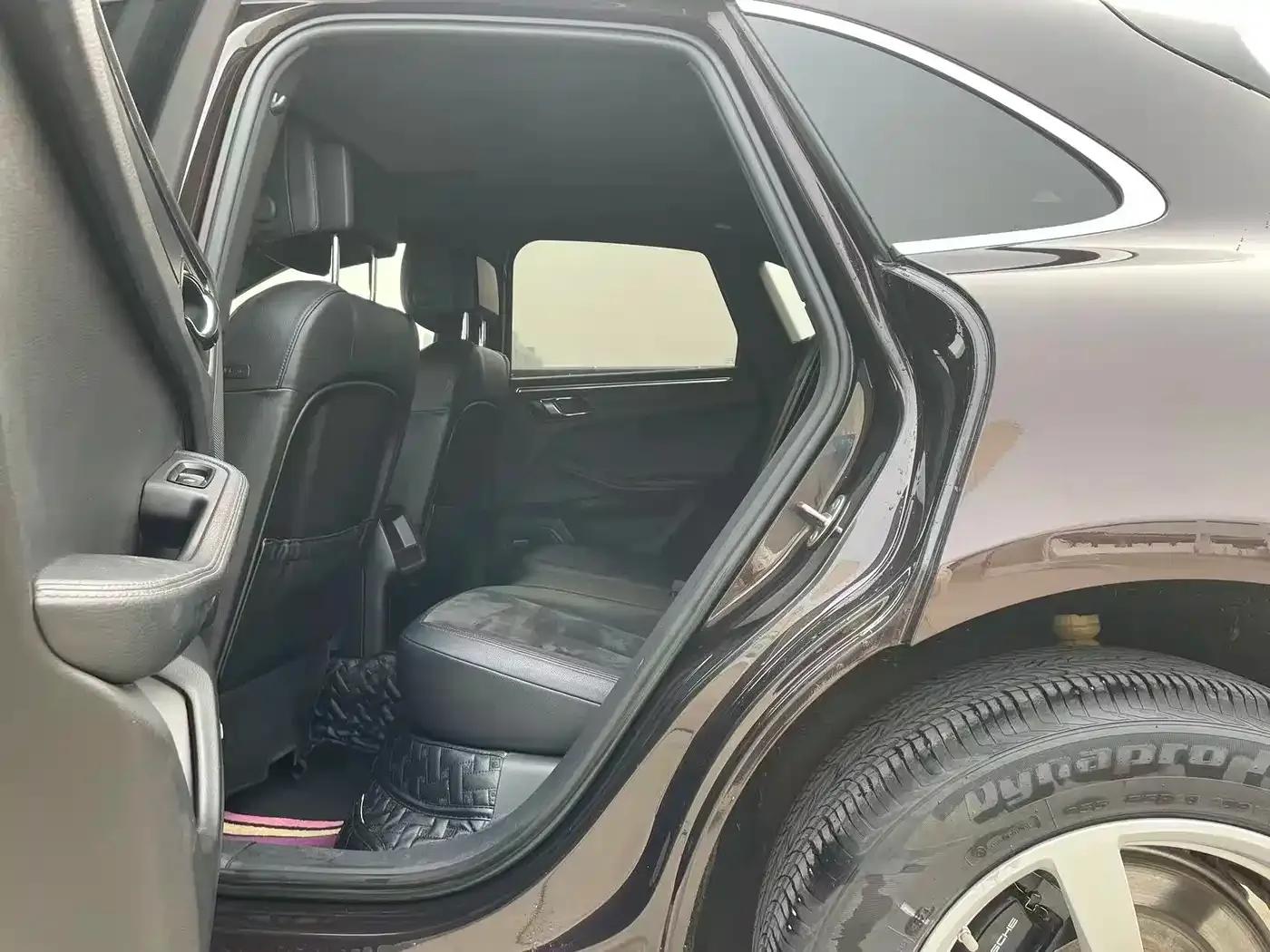 2014 Macan 2.0T — миниатюра 5