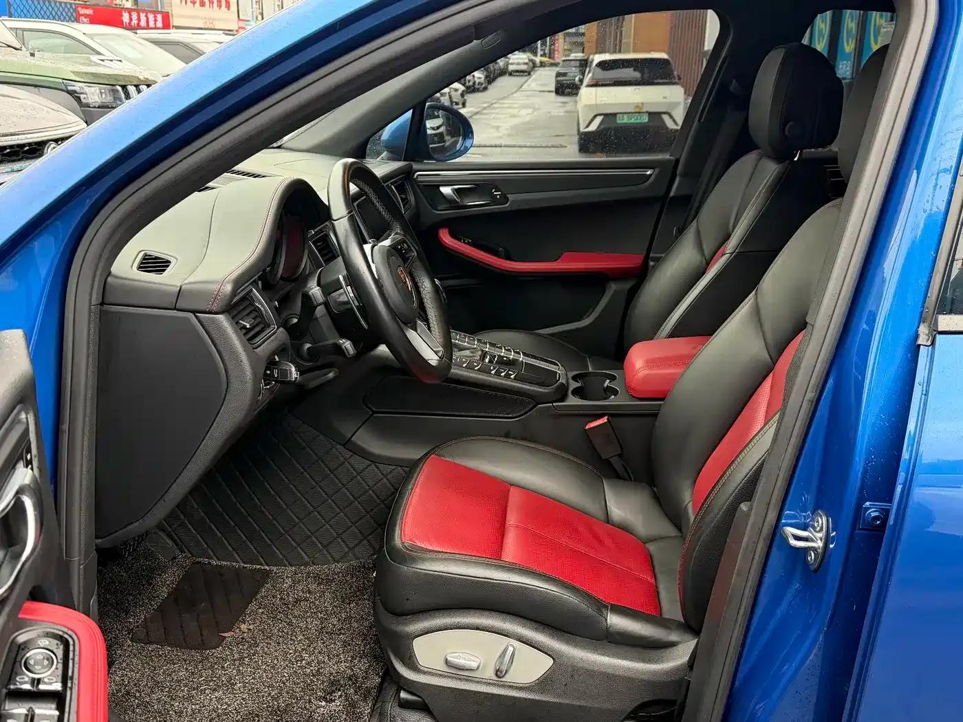2017 Macan 2.0T — миниатюра 11