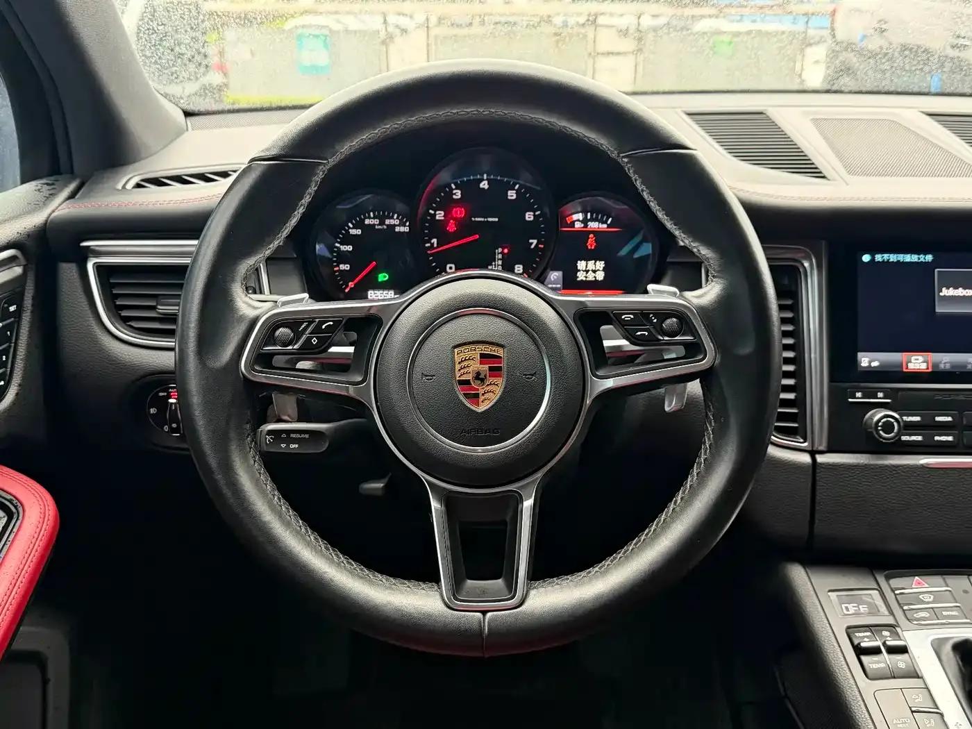 2017 Macan 2.0T — миниатюра 17