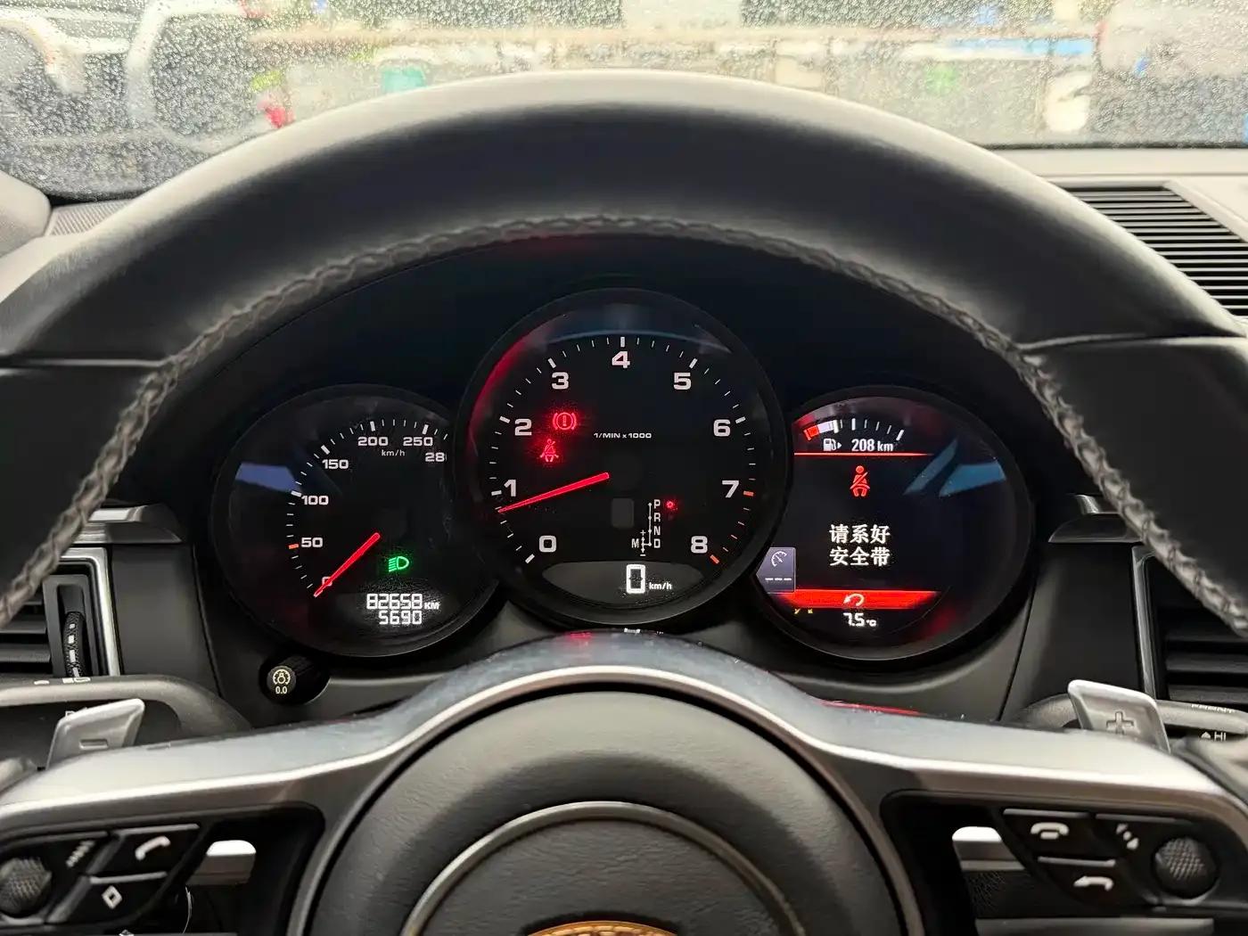 2017 Macan 2.0T — миниатюра 20