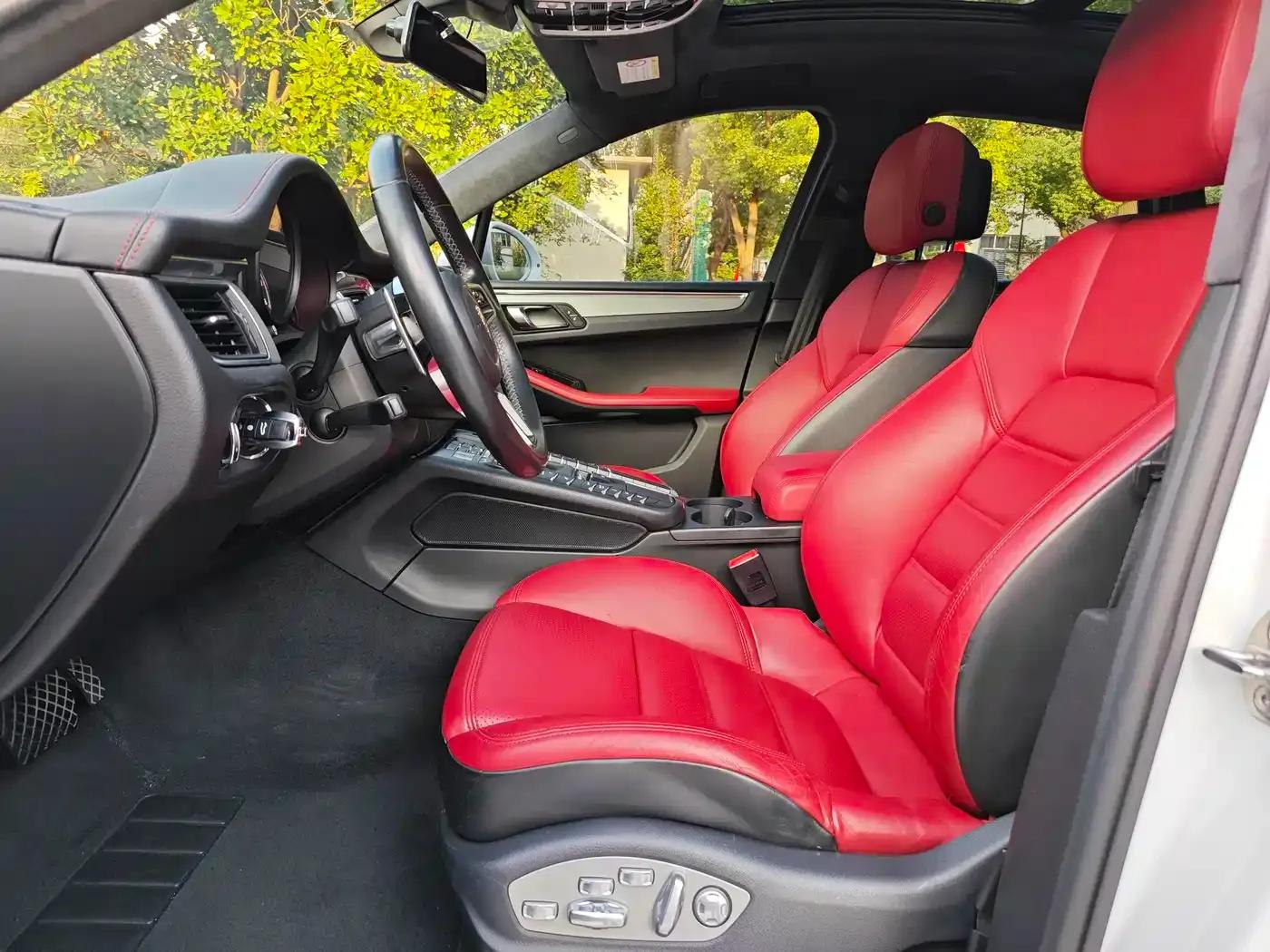 2014 Macan Turbo 3.6T — миниатюра 12