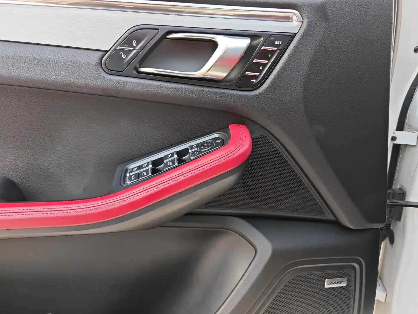 2014 Macan Turbo 3.6T — миниатюра 14