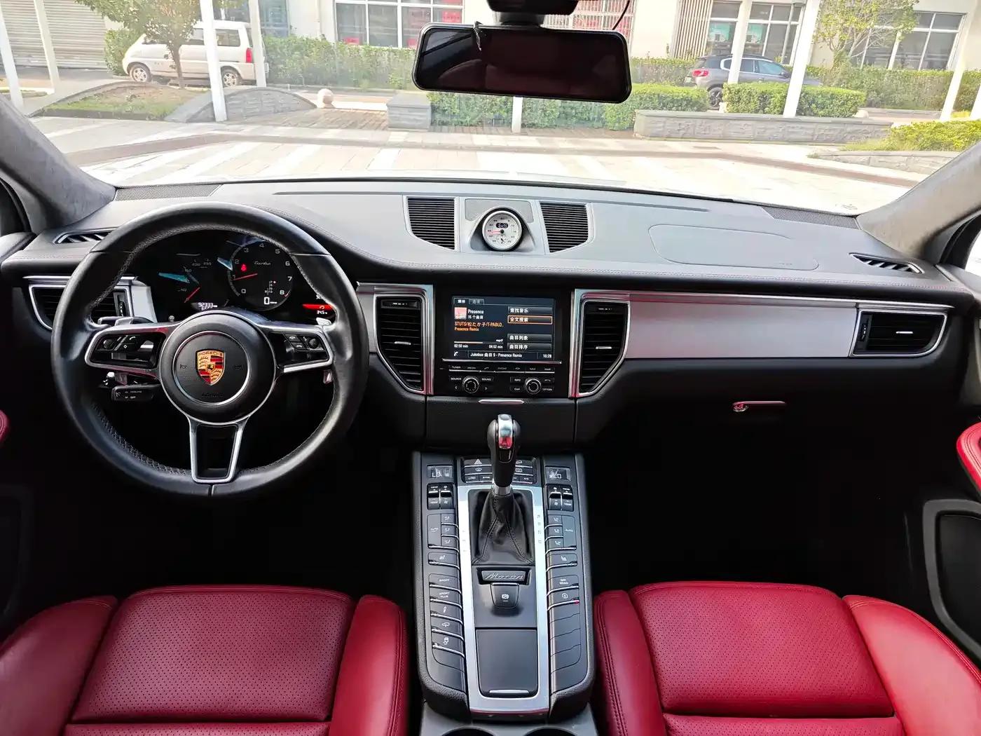 2014 Macan Turbo 3.6T — миниатюра 10