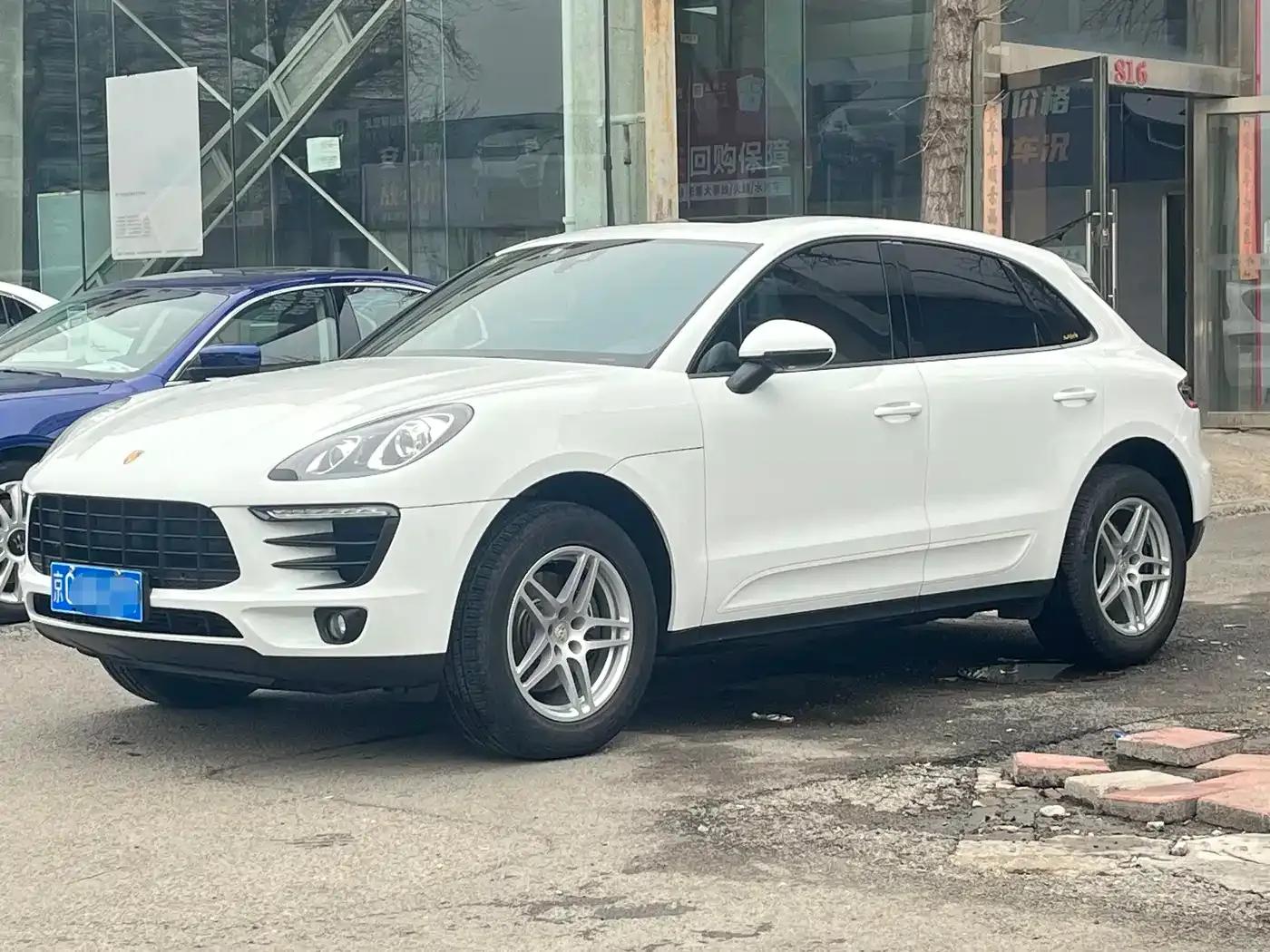 2017 Macan 2.0T — миниатюра 1