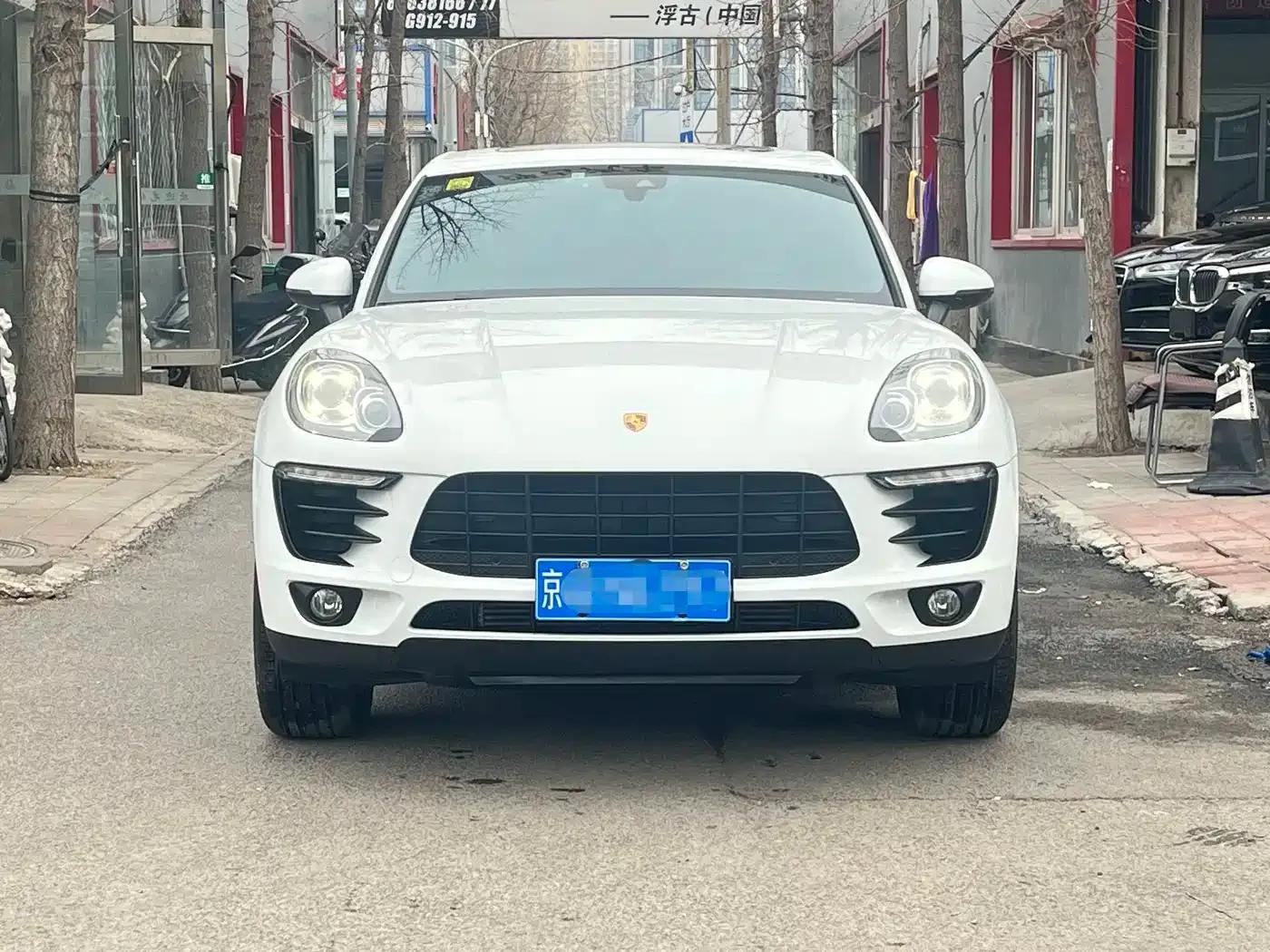 2017 Macan 2.0T — миниатюра 2