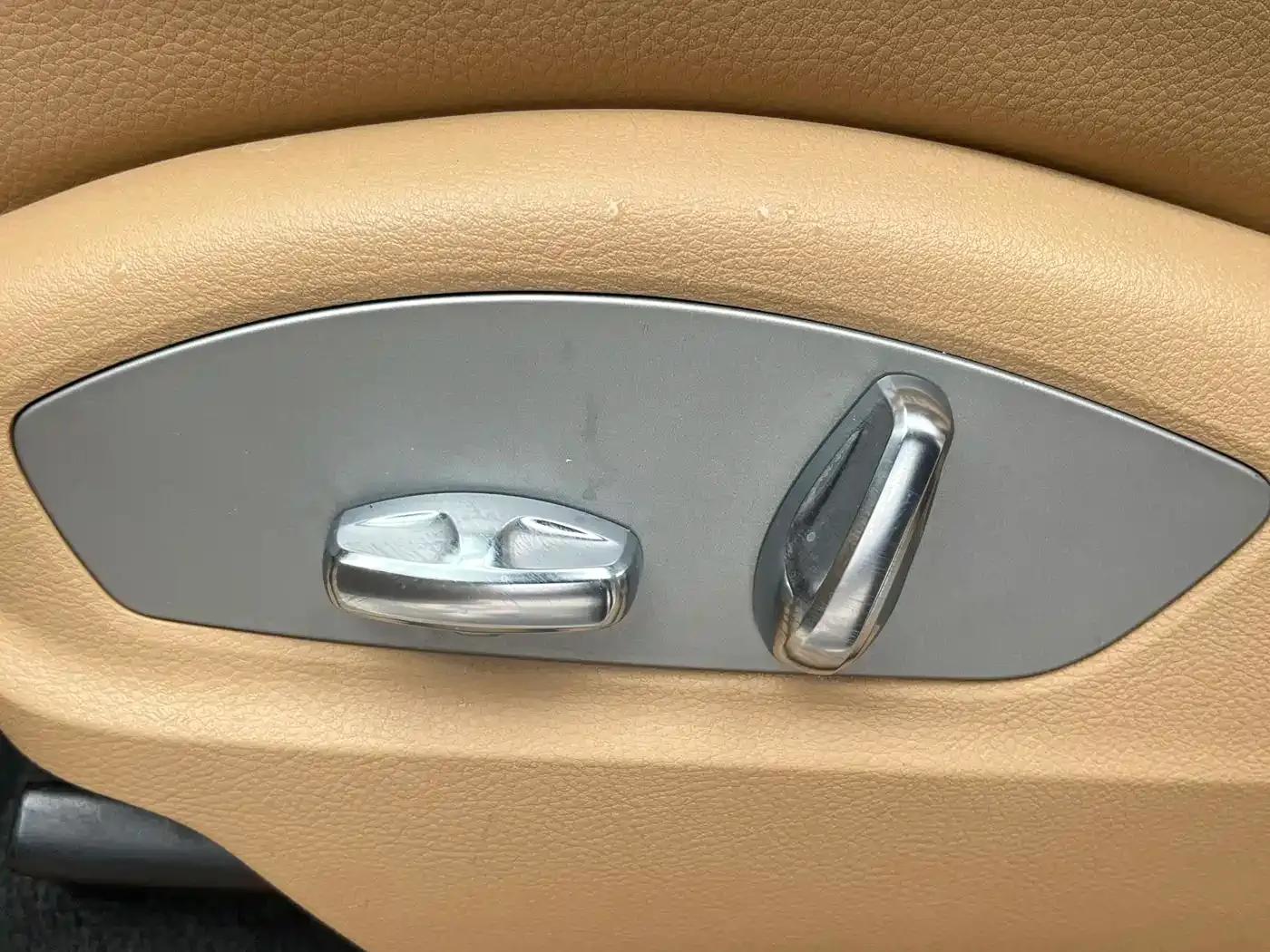 2017 Macan 2.0T — миниатюра 16