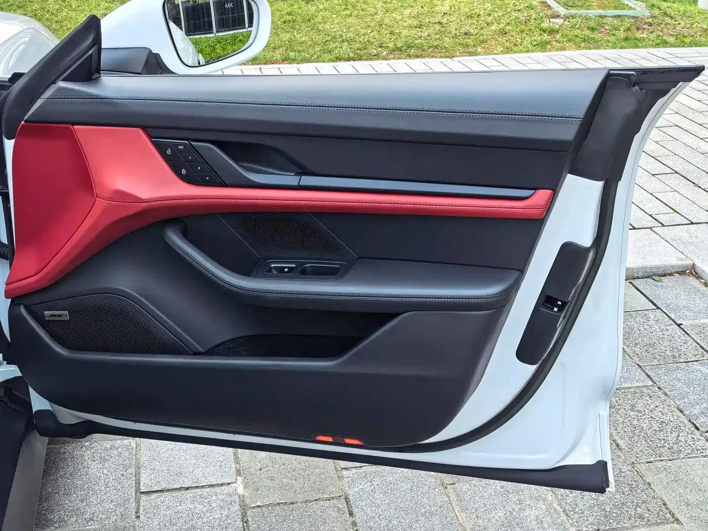 2022 Taycan Facelift — миниатюра 46