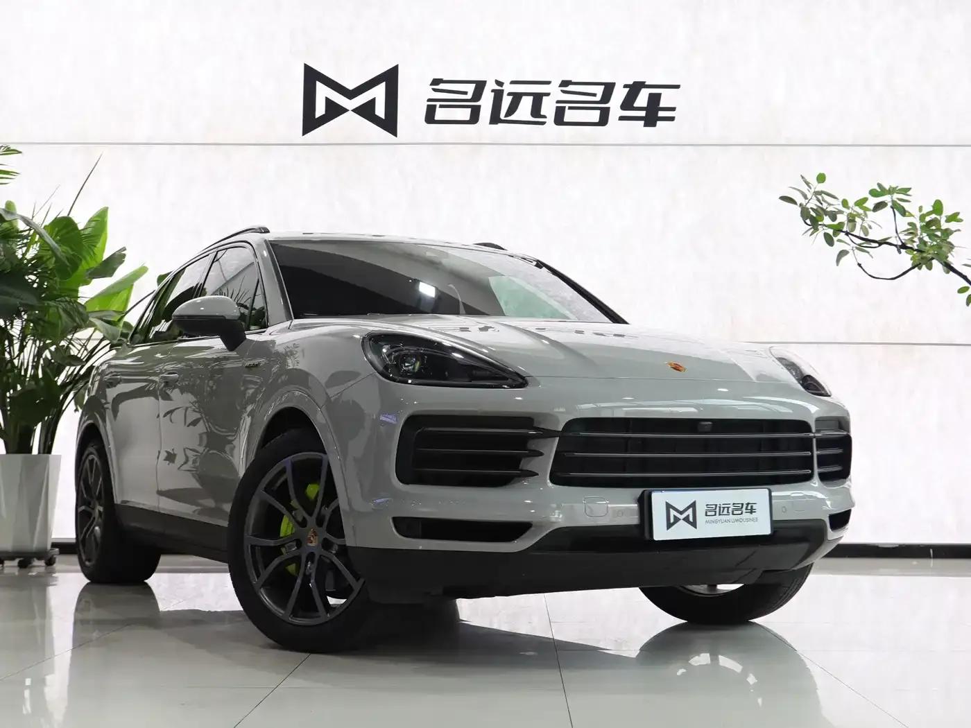 2022 Cayenne E-Hybrid 2.0T Platinum Edition — миниатюра 3