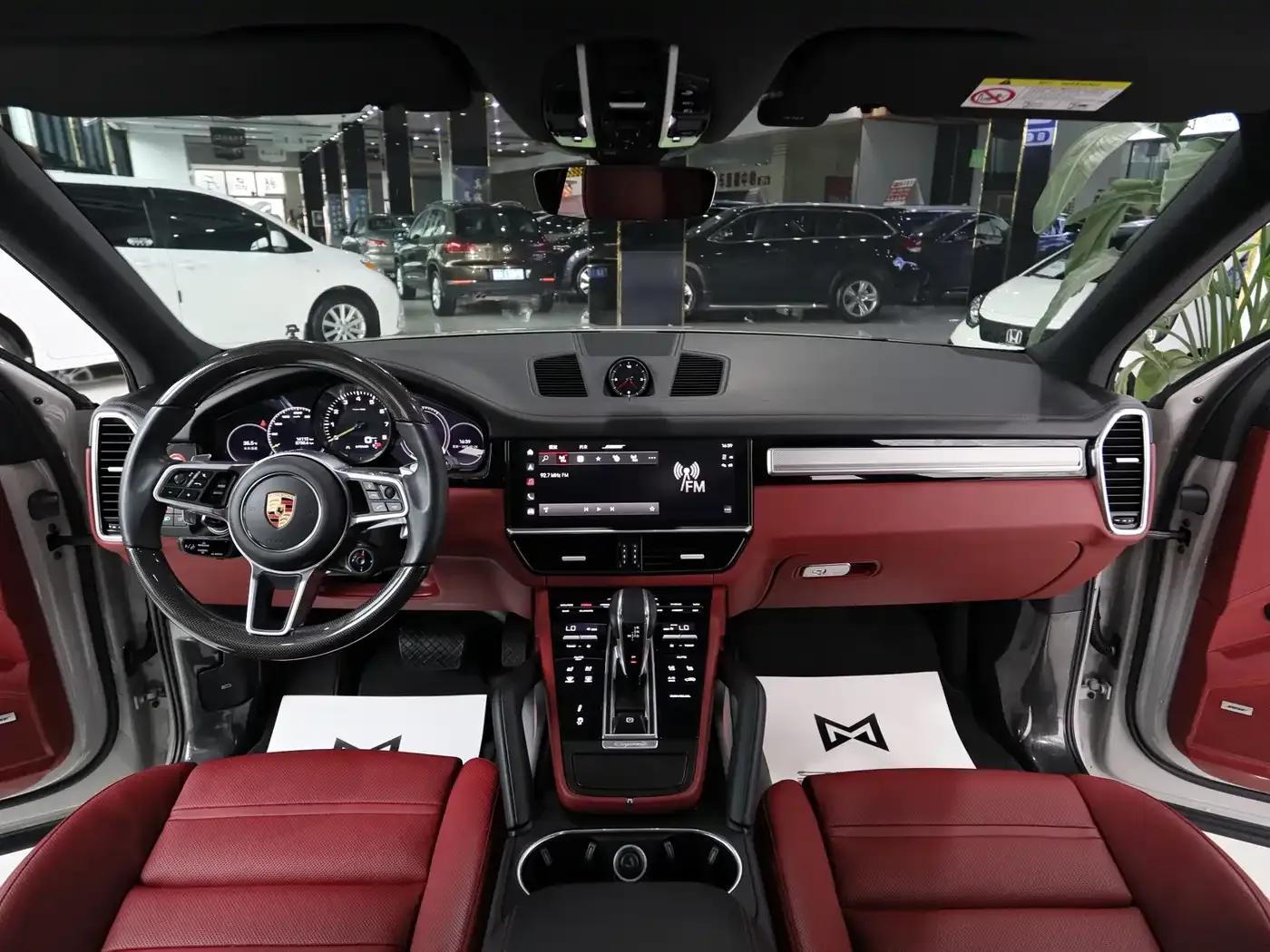 2022 Cayenne E-Hybrid 2.0T Platinum Edition — миниатюра 8