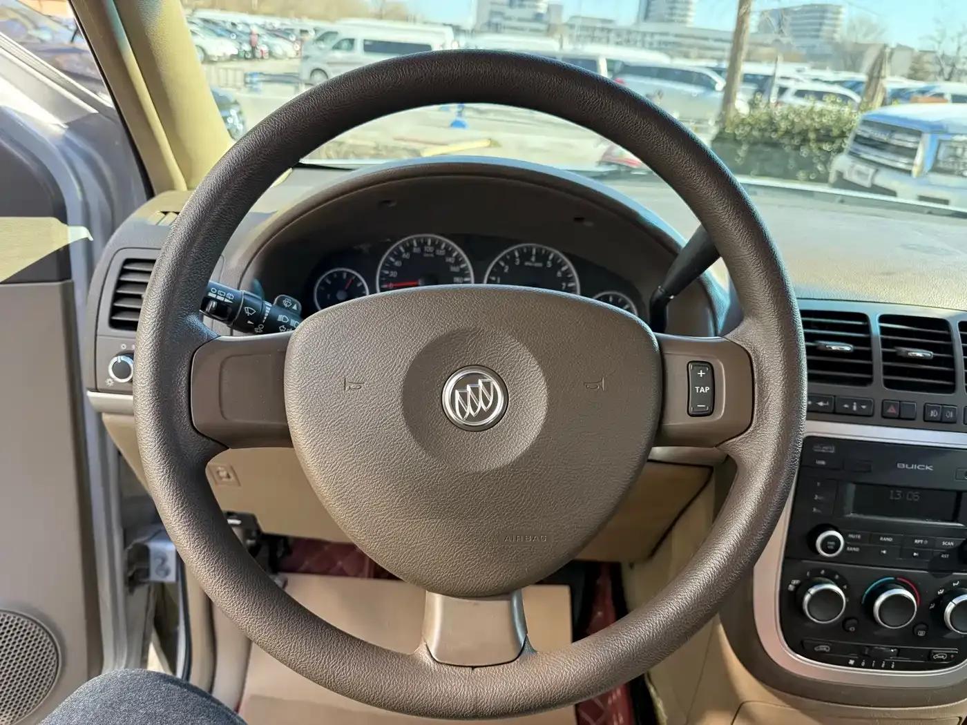 Buick GL8 2014 2.4L Classic Edition — миниатюра 23