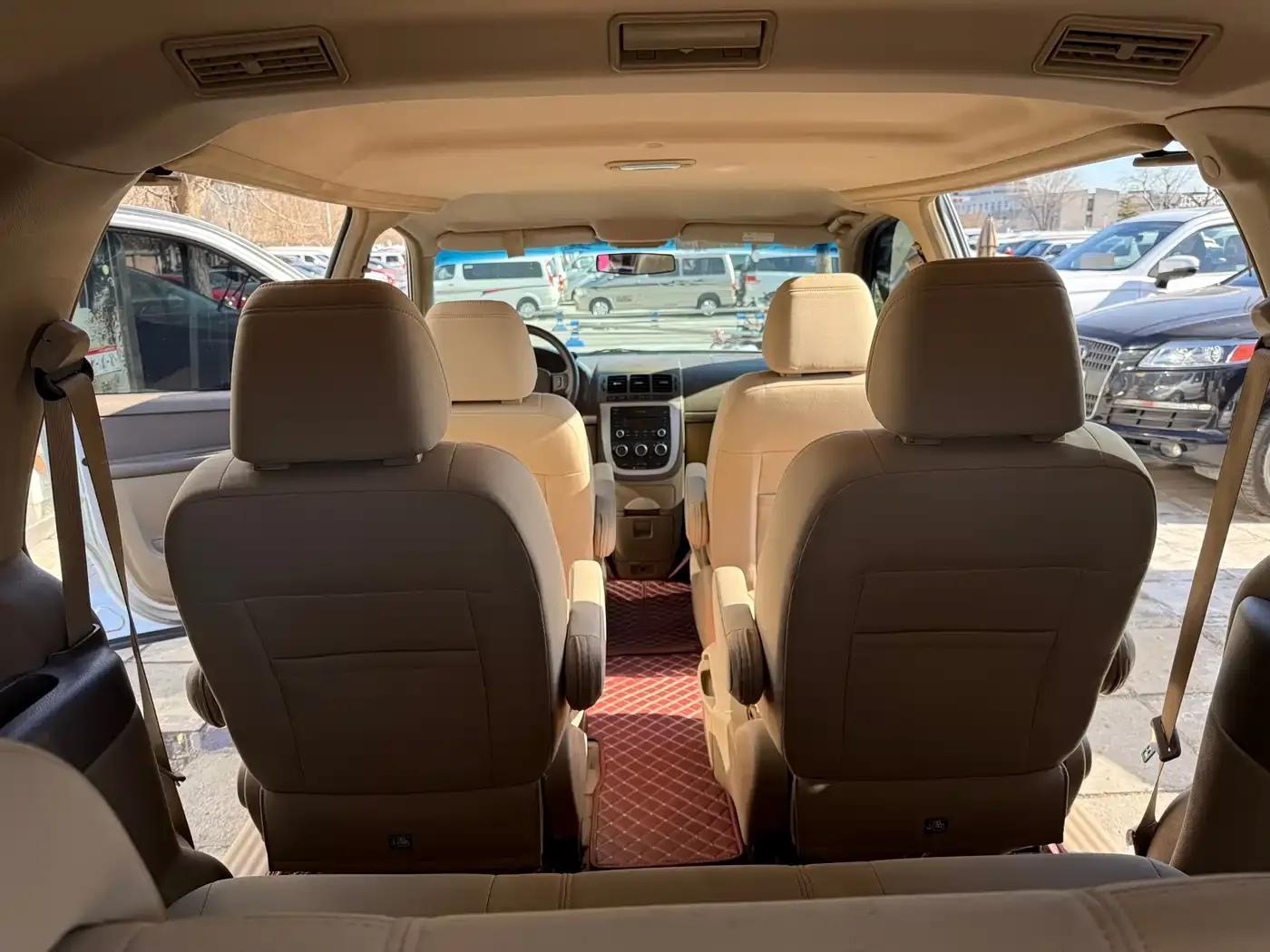 Buick GL8 2014 2.4L Classic Edition — миниатюра 26
