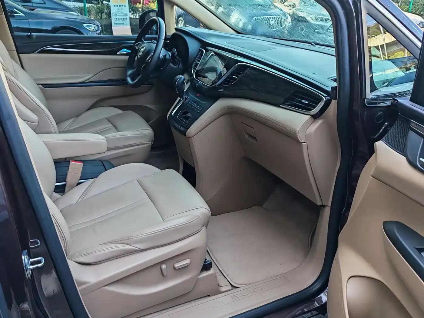 Buick GL8 2018 ES 28T Premium Edition (China VI Emission Standard) — миниатюра 5