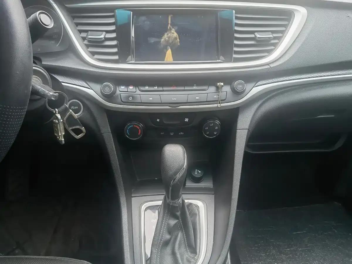 Buick Excelle 2021 1.3T Automatic Mild Hybrid Elite — миниатюра 10