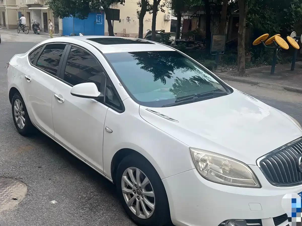 Buick Excelle GT 1.6L Manual Entry-Level Edition (2012) — миниатюра 2