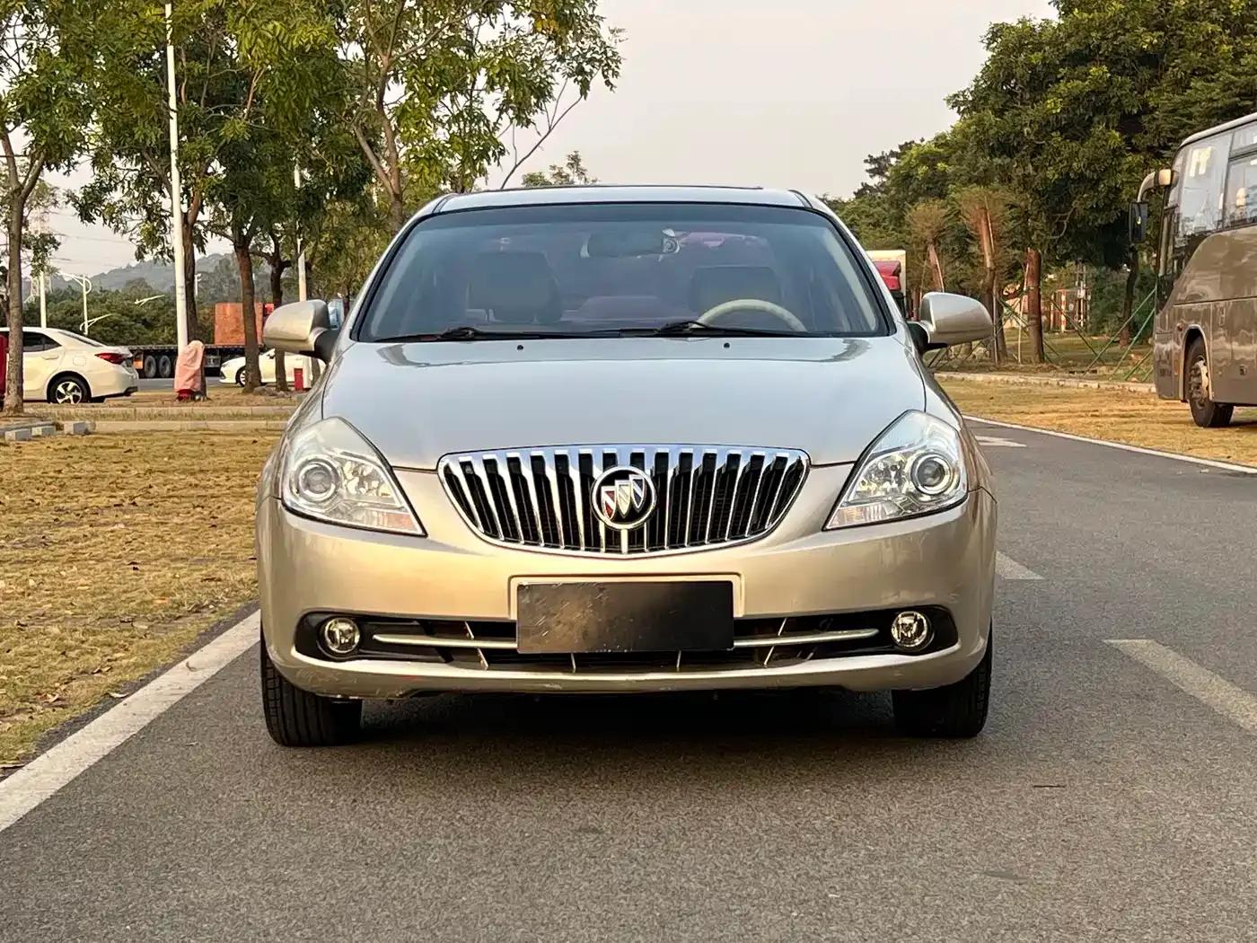 Buick Excelle 2013 1.5L Automatic Classic — миниатюра 2