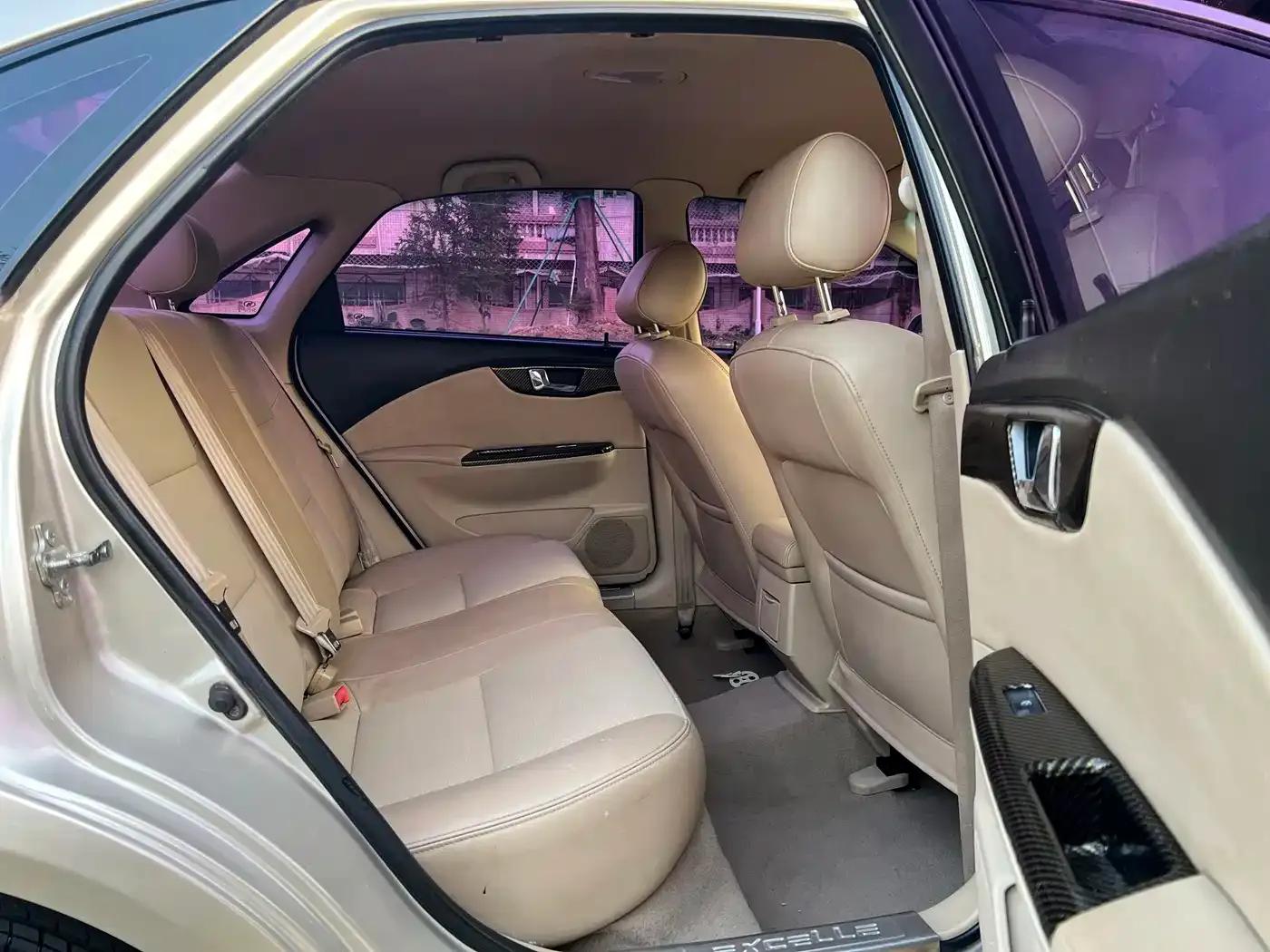 Buick Excelle 2013 1.5L Automatic Classic — миниатюра 16