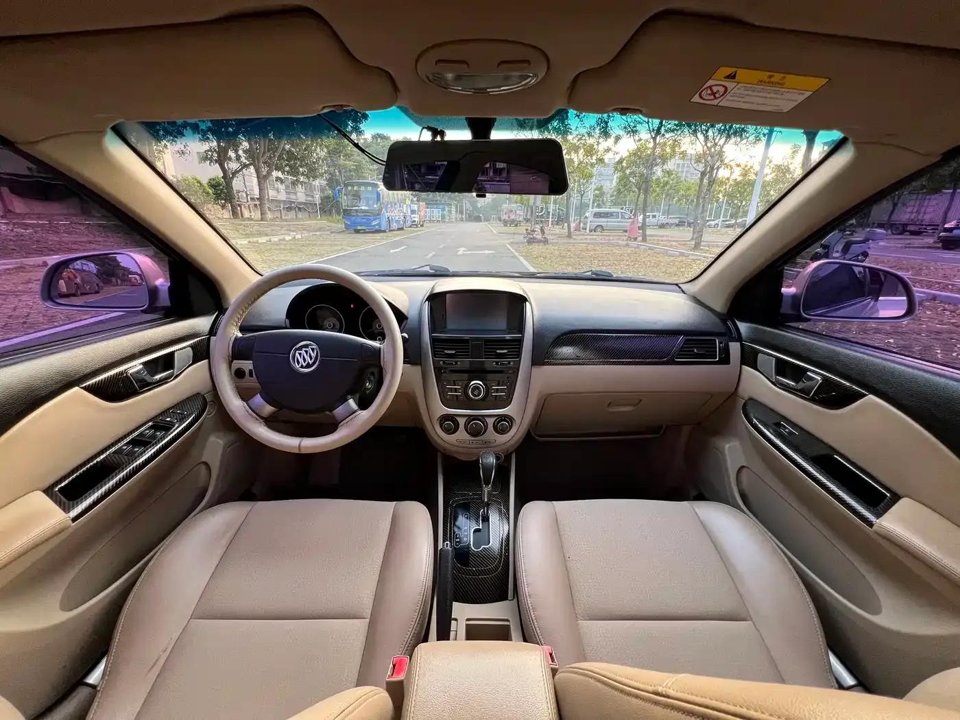 Buick Excelle 2013 1.5L Automatic Classic — миниатюра 18