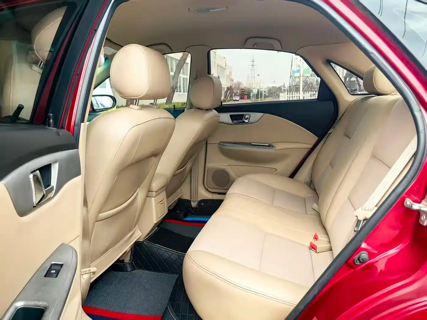 Buick Excelle 2011 1.6LX-AT — миниатюра 12
