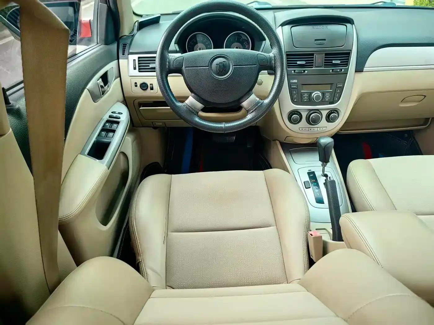 Buick Excelle 2011 1.6LX-AT — миниатюра 10